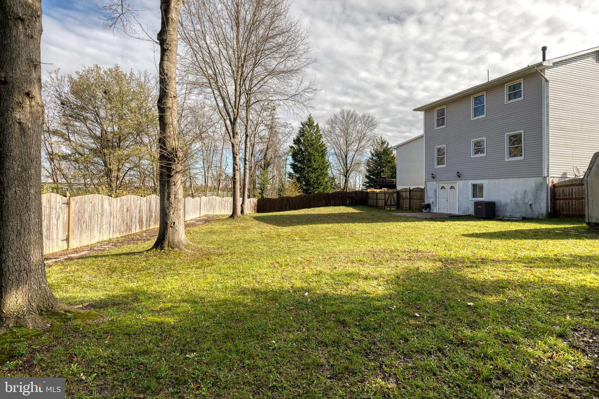 EDGEWATER VILLAGE - Residential