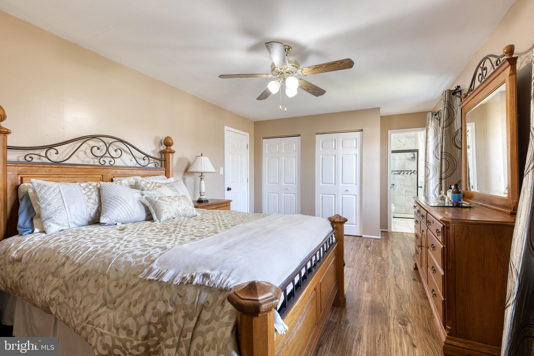 EDGEWATER VILLAGE - Residential