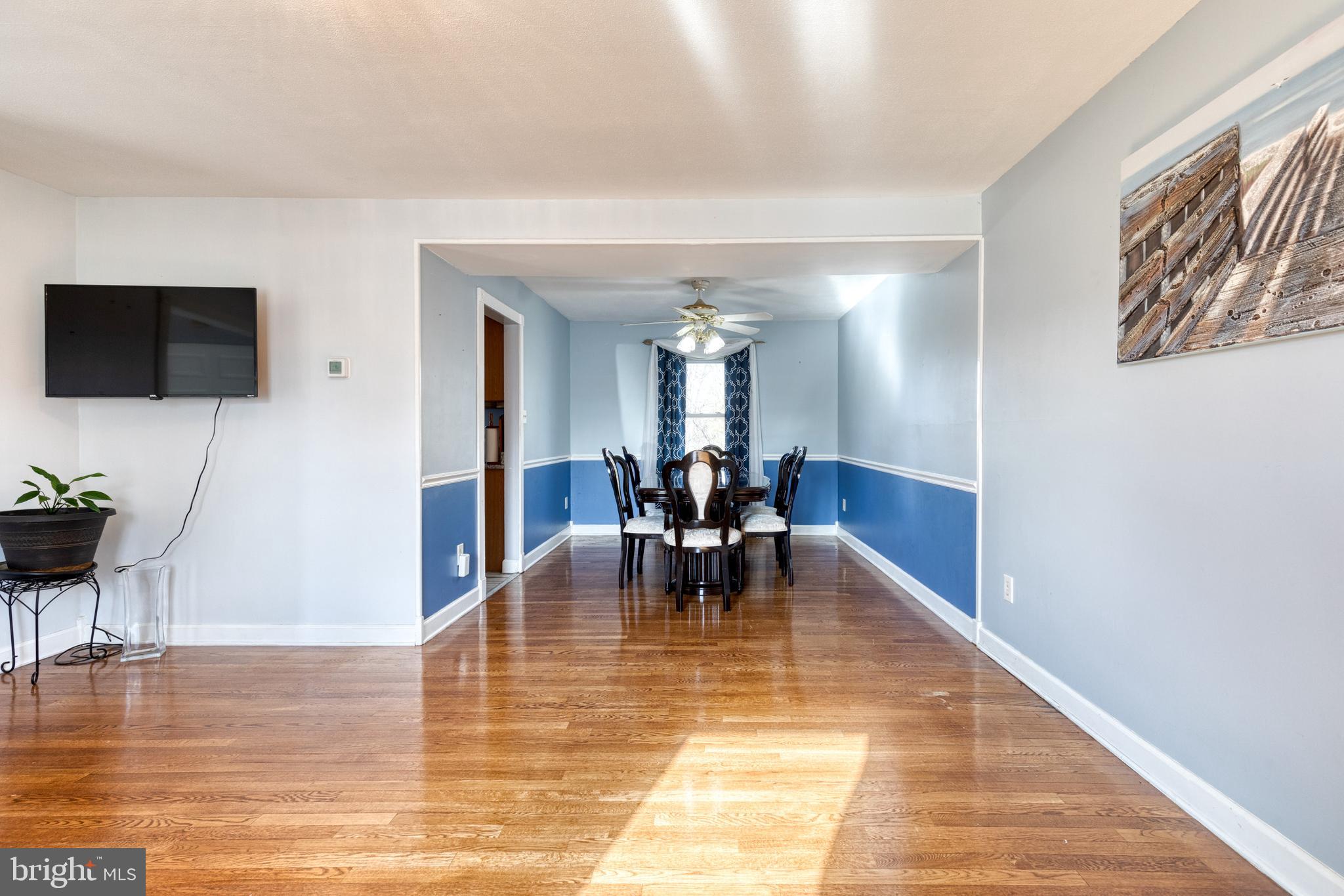 EDGEWATER VILLAGE - Residential