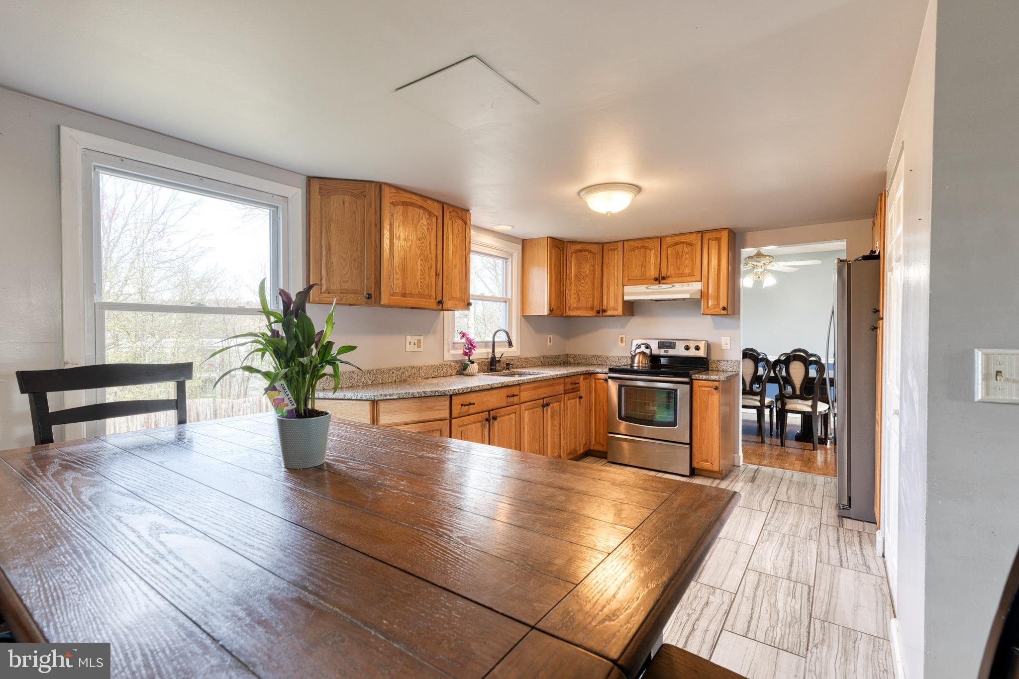 EDGEWATER VILLAGE - Residential