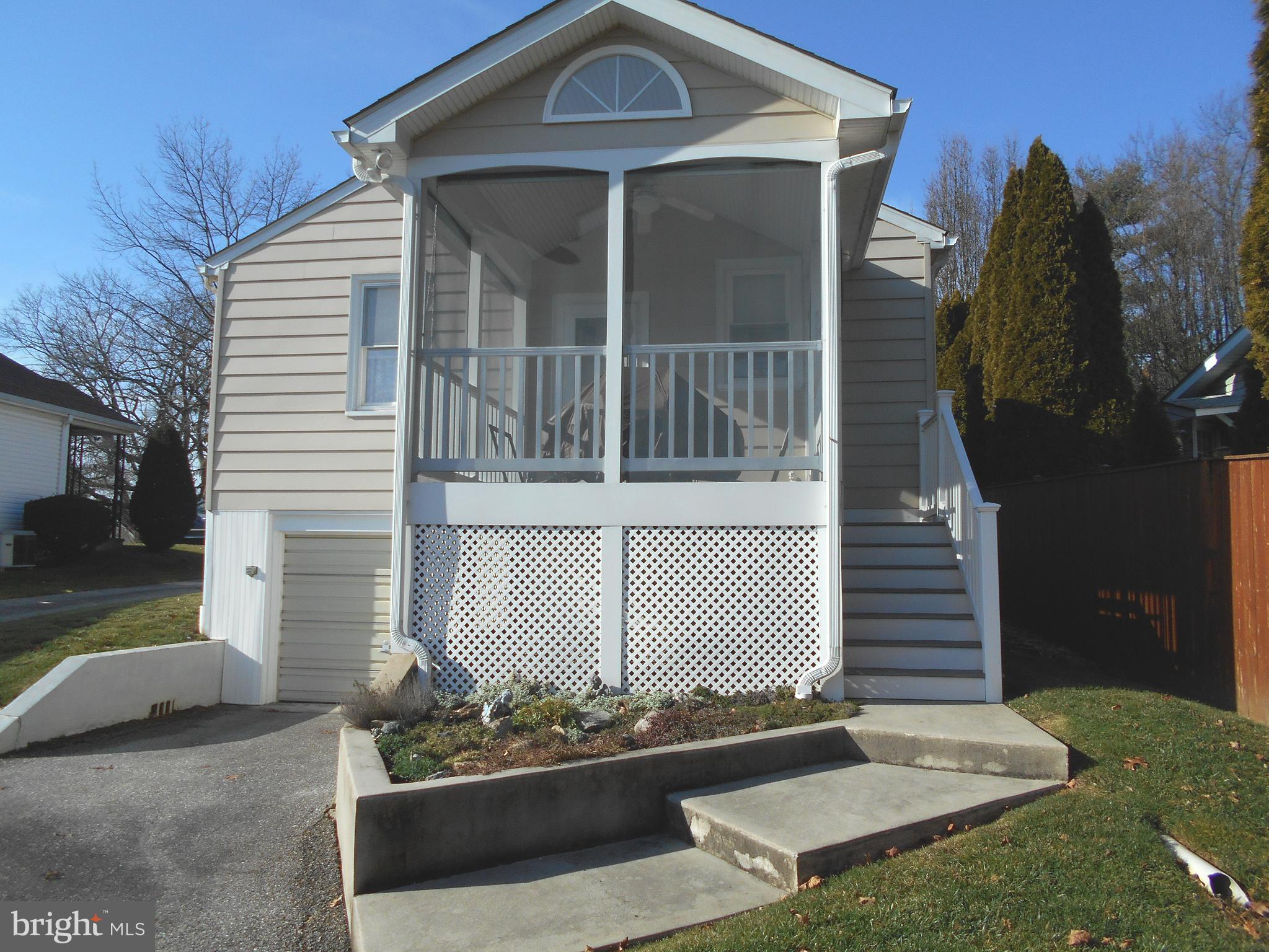 FRIENDSHIP HEIGHTS - Residential