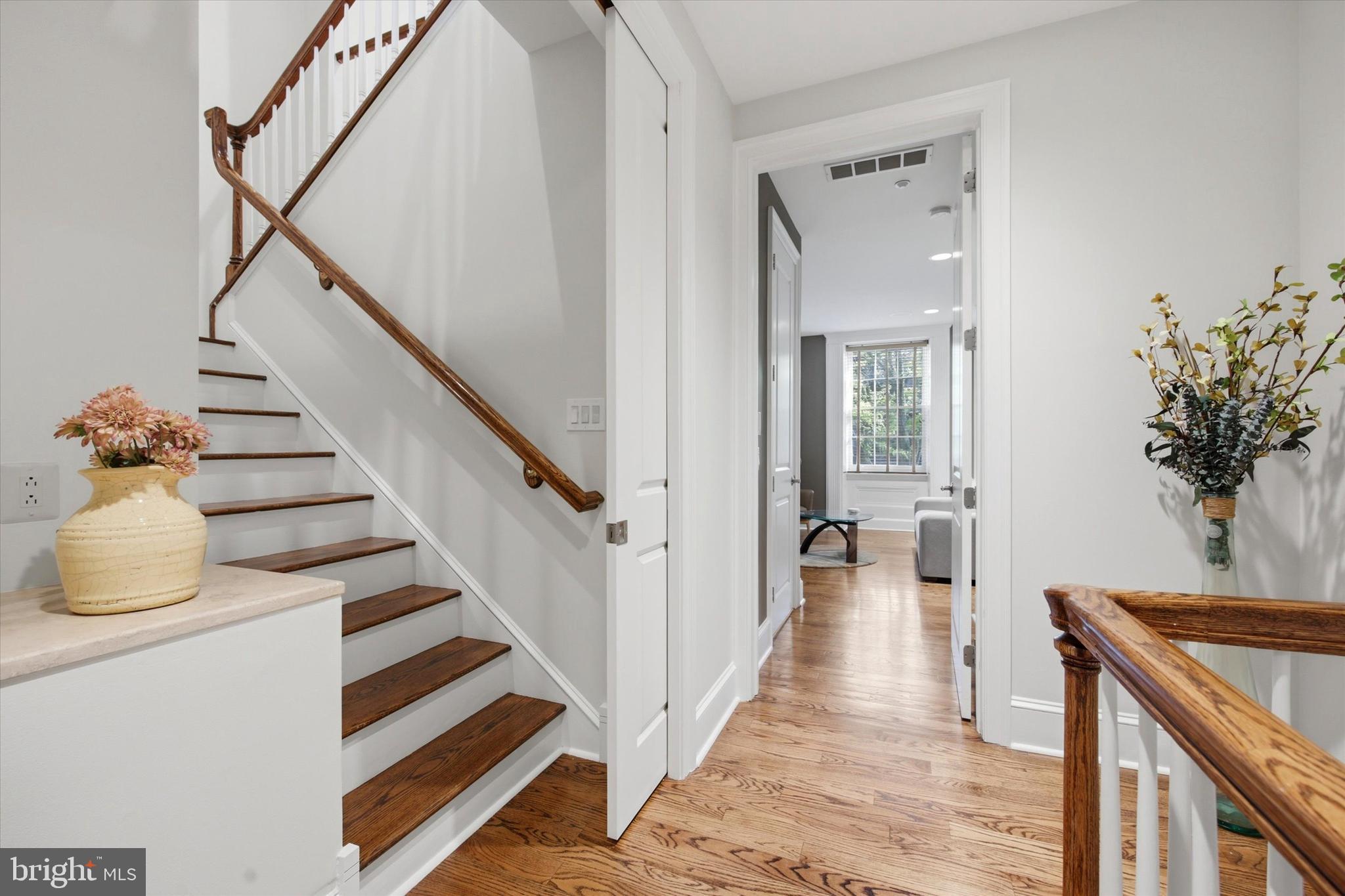 WASHINGTON SQ WEST - Residential