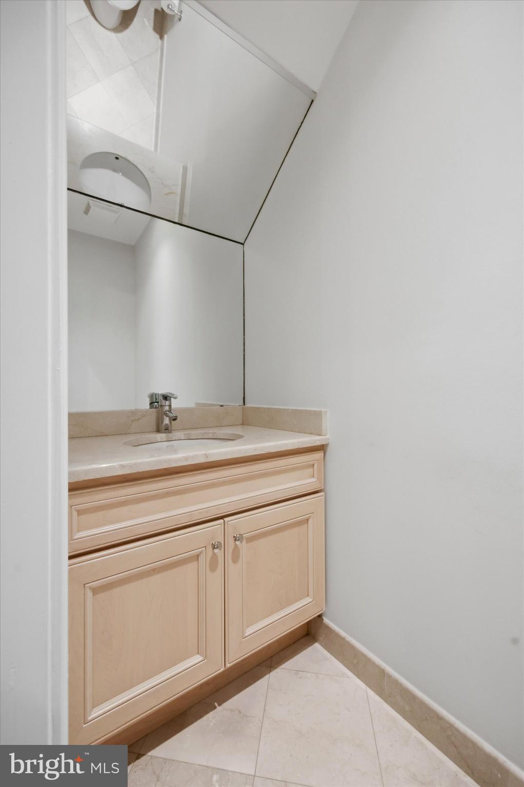 WASHINGTON SQ WEST - Residential