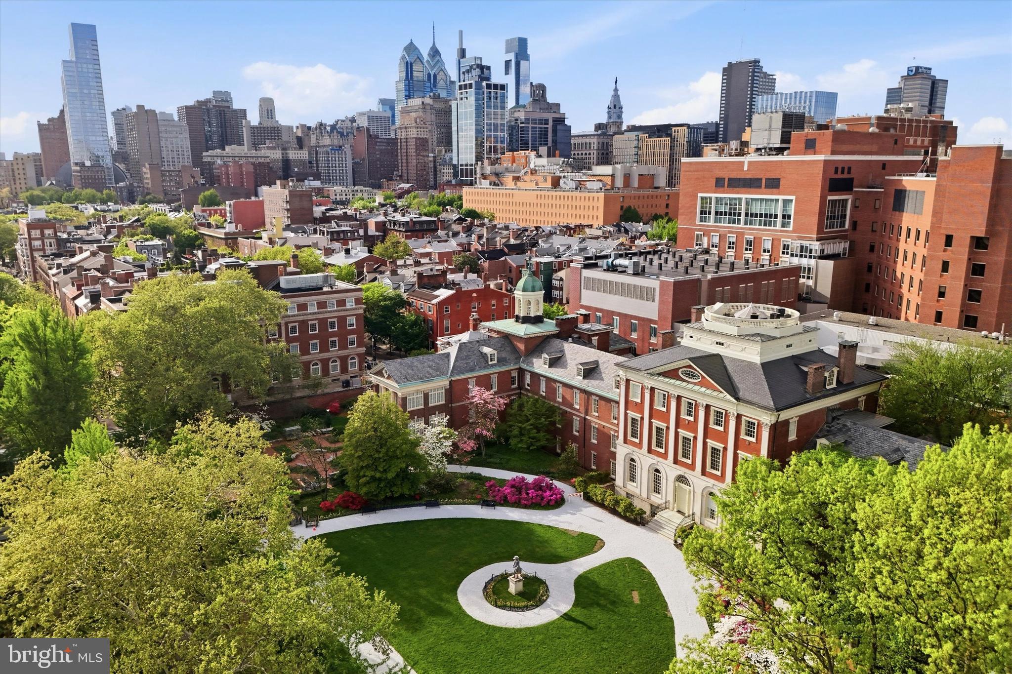 WASHINGTON SQ WEST - Residential