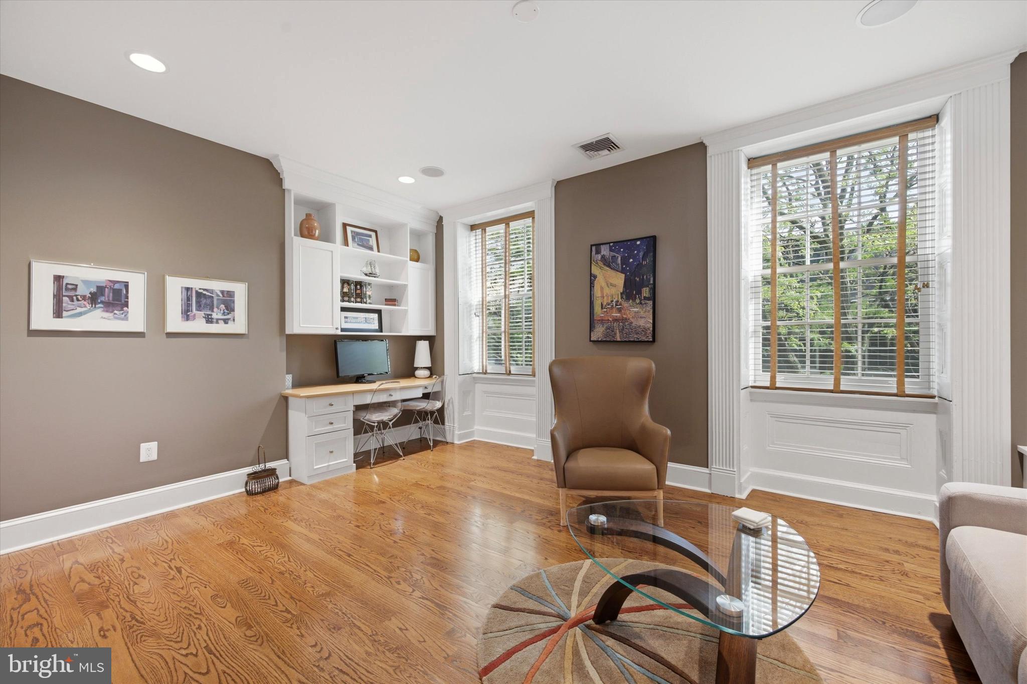 WASHINGTON SQ WEST - Residential