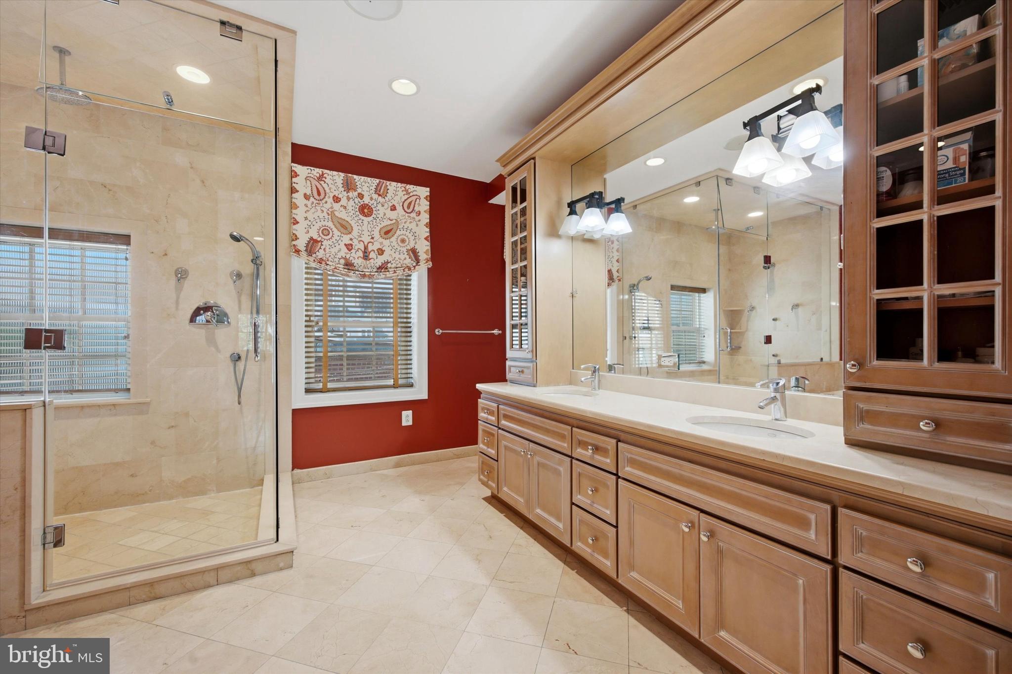 WASHINGTON SQ WEST - Residential