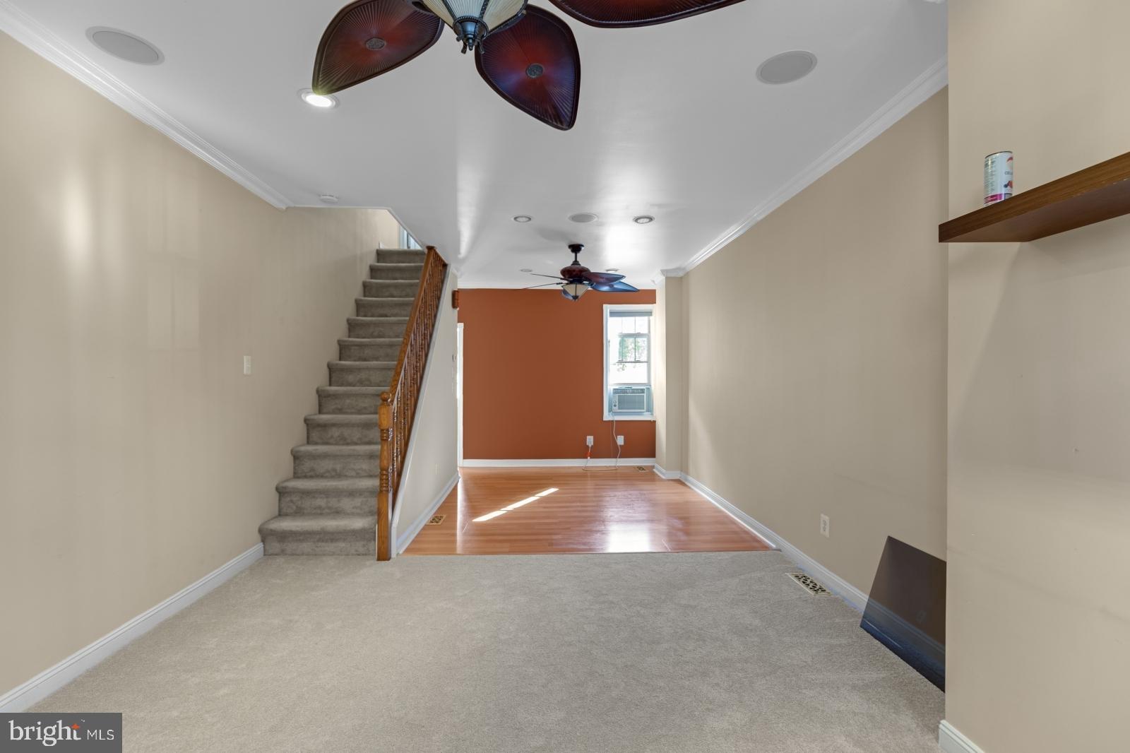 PORT RICHMOND - Residential Lease