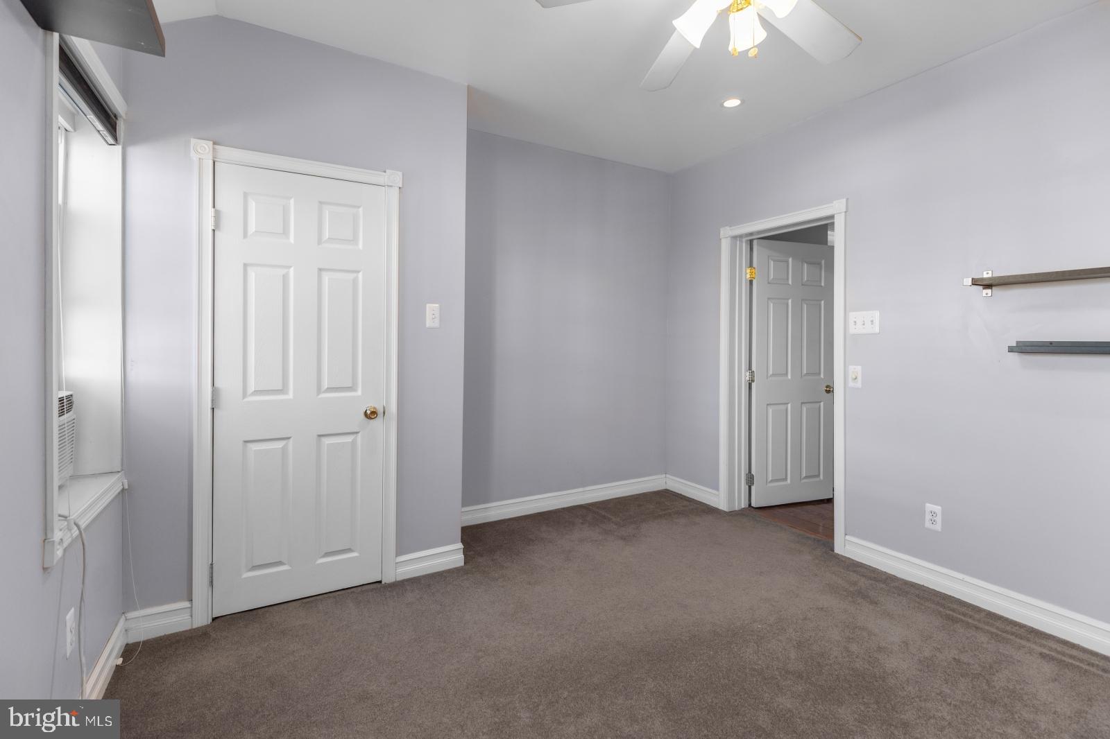 PORT RICHMOND - Residential Lease