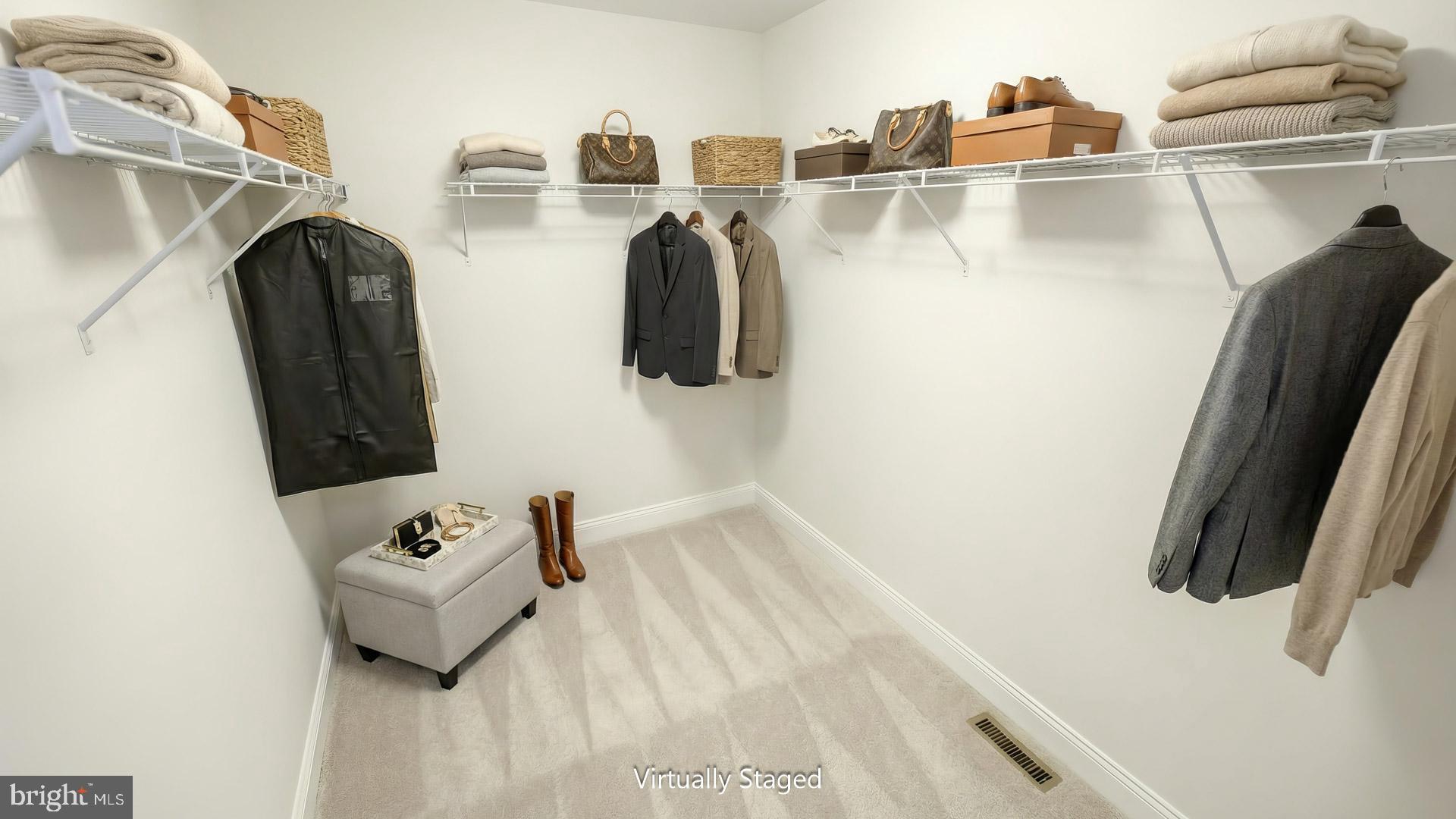 SUMMER LAYNE - Residential