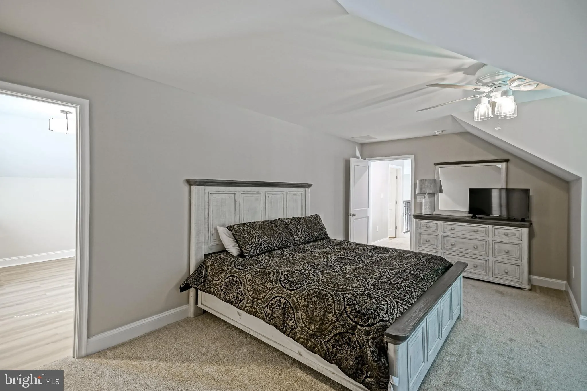 Georgetown, Delaware 19947, United States, 4 Bedrooms Bedrooms, ,5 BathroomsBathrooms,Residential,Active,217302