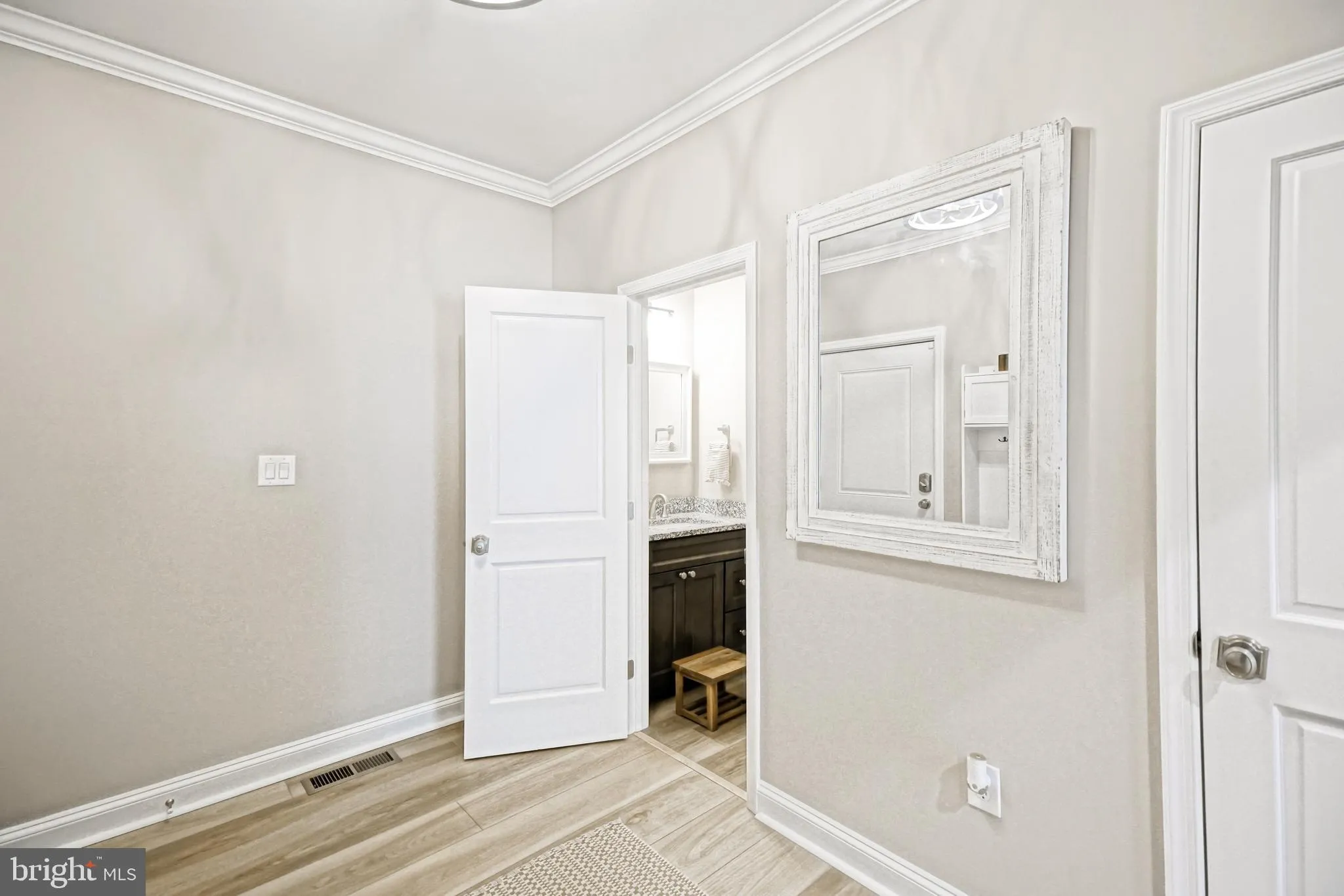 Georgetown, Delaware 19947, United States, 4 Bedrooms Bedrooms, ,5 BathroomsBathrooms,Residential,Active,217302