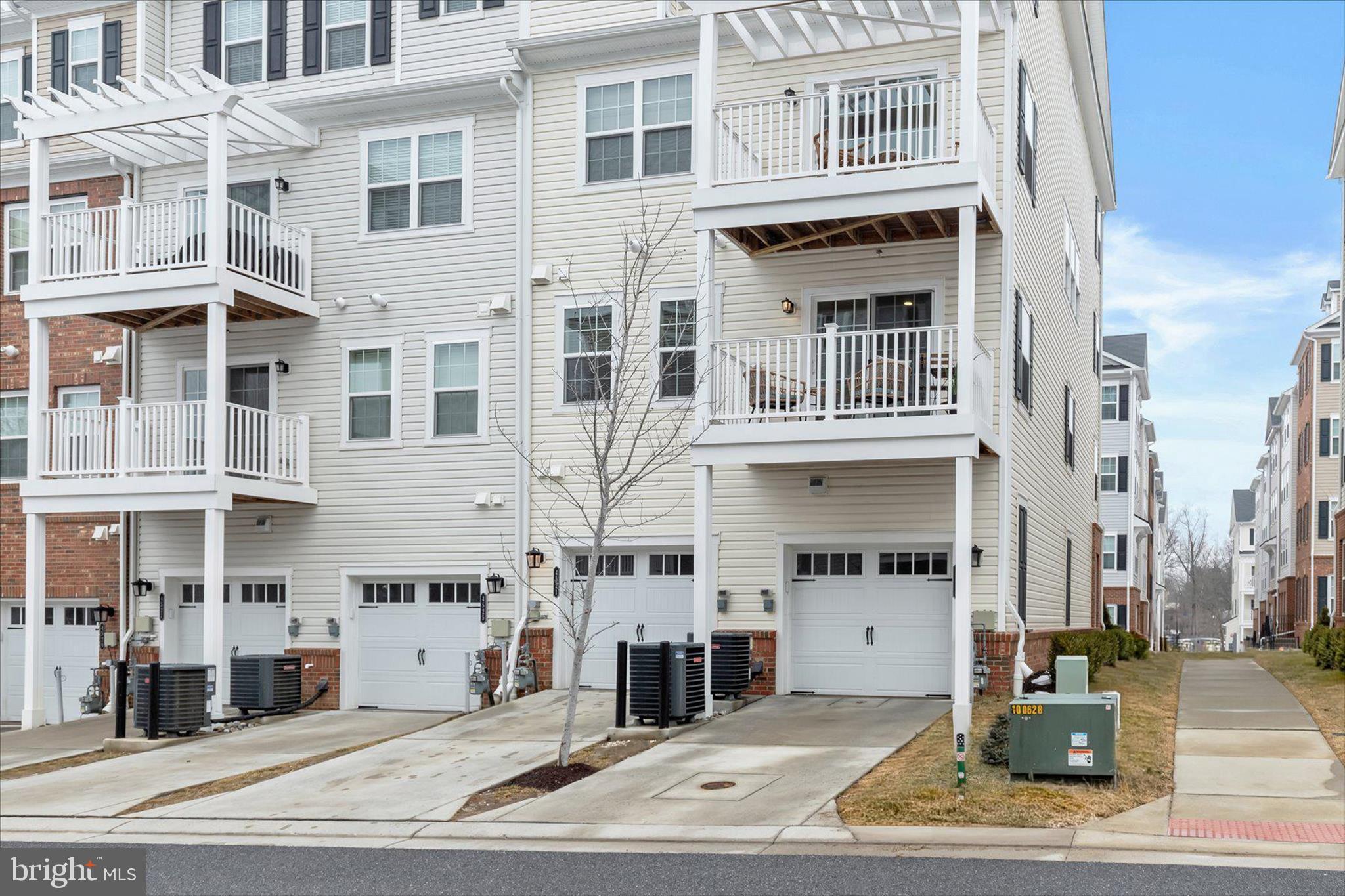 BALLARD GREEN - Residential