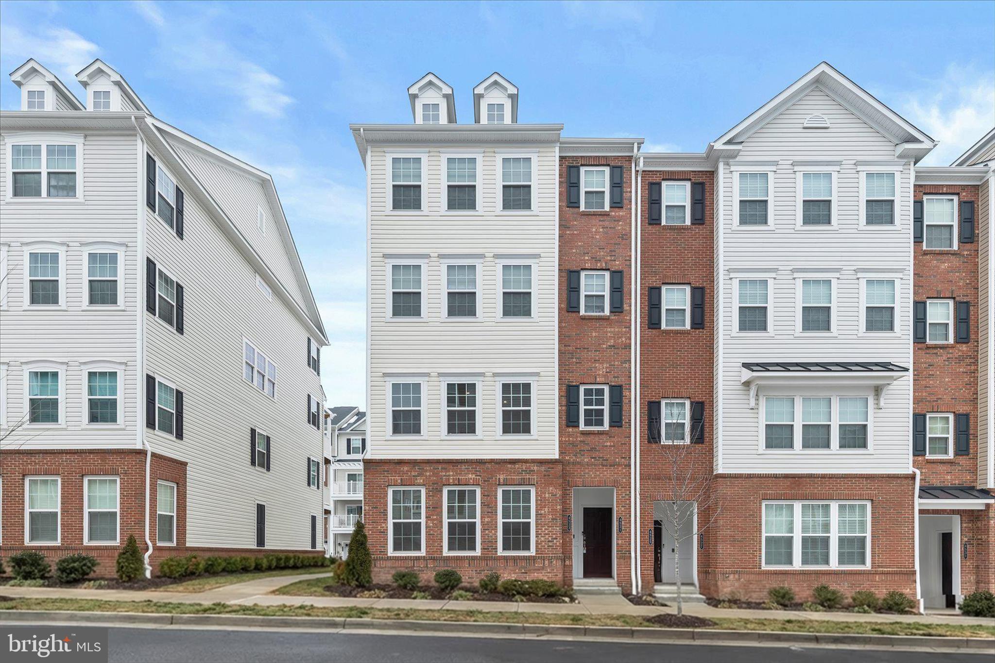 BALLARD GREEN - Residential