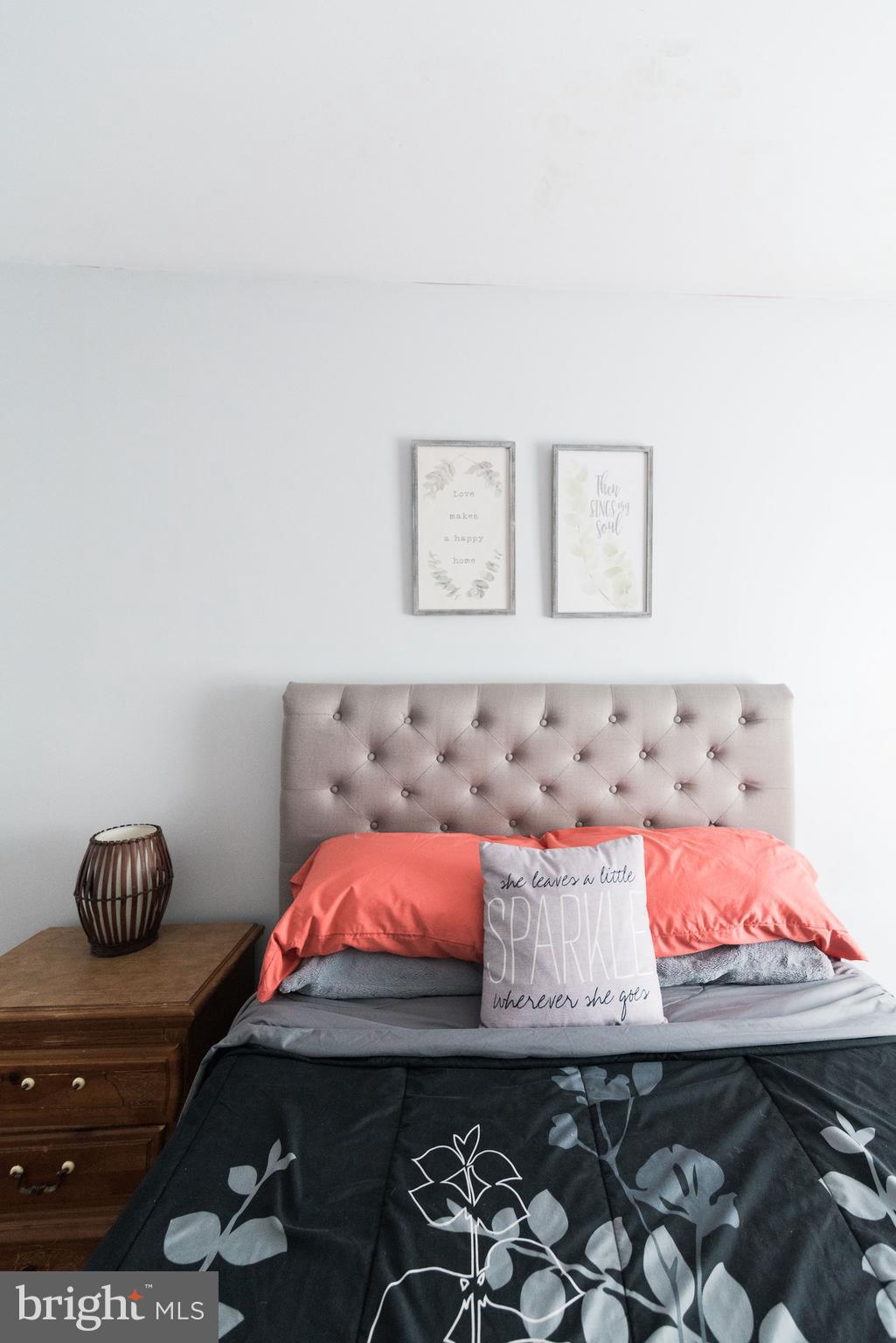 NORTH FOREST - Residential