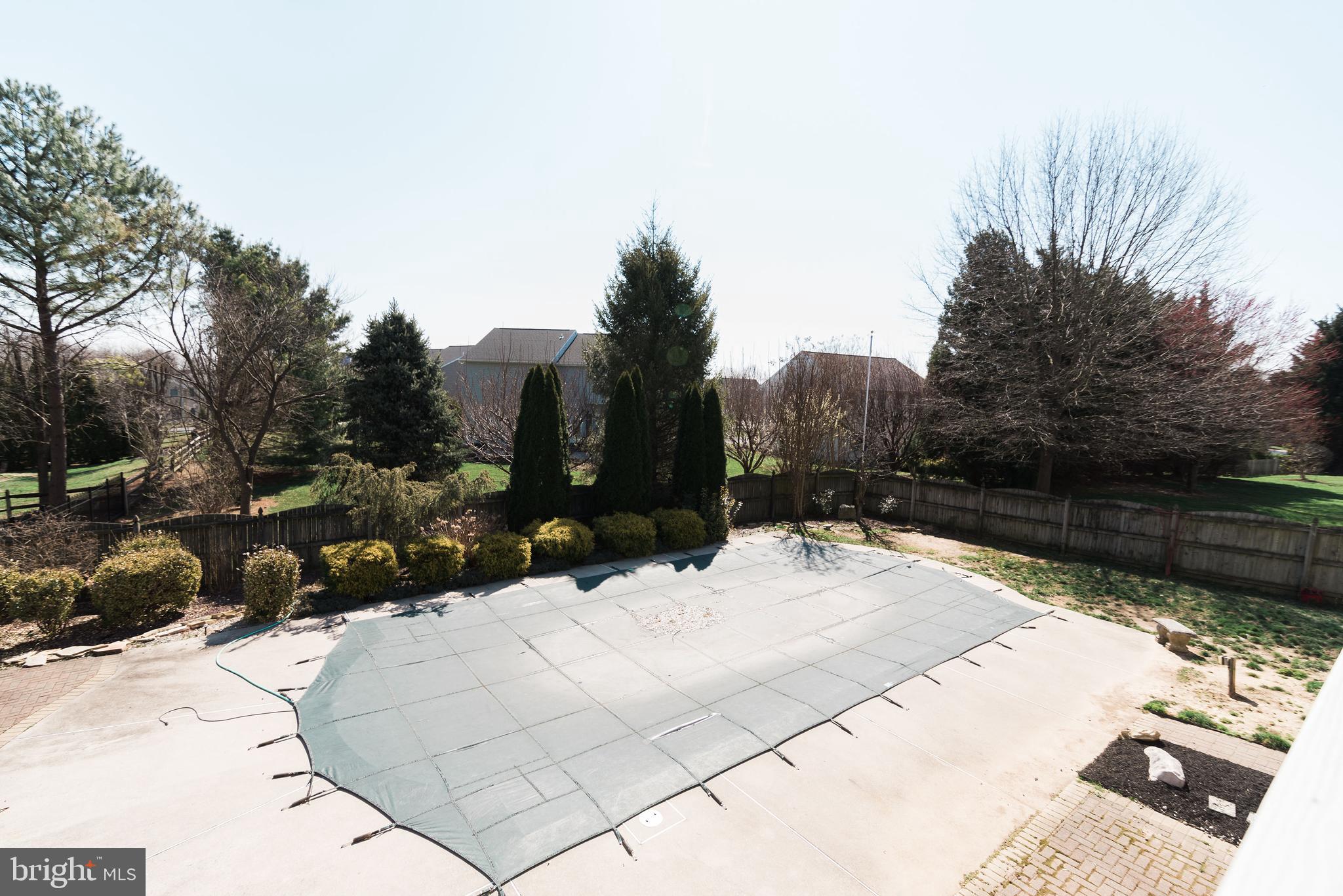 NORTH FOREST - Residential