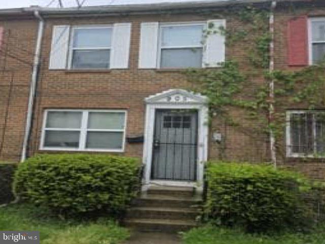905 BELLEVUE STREET SE