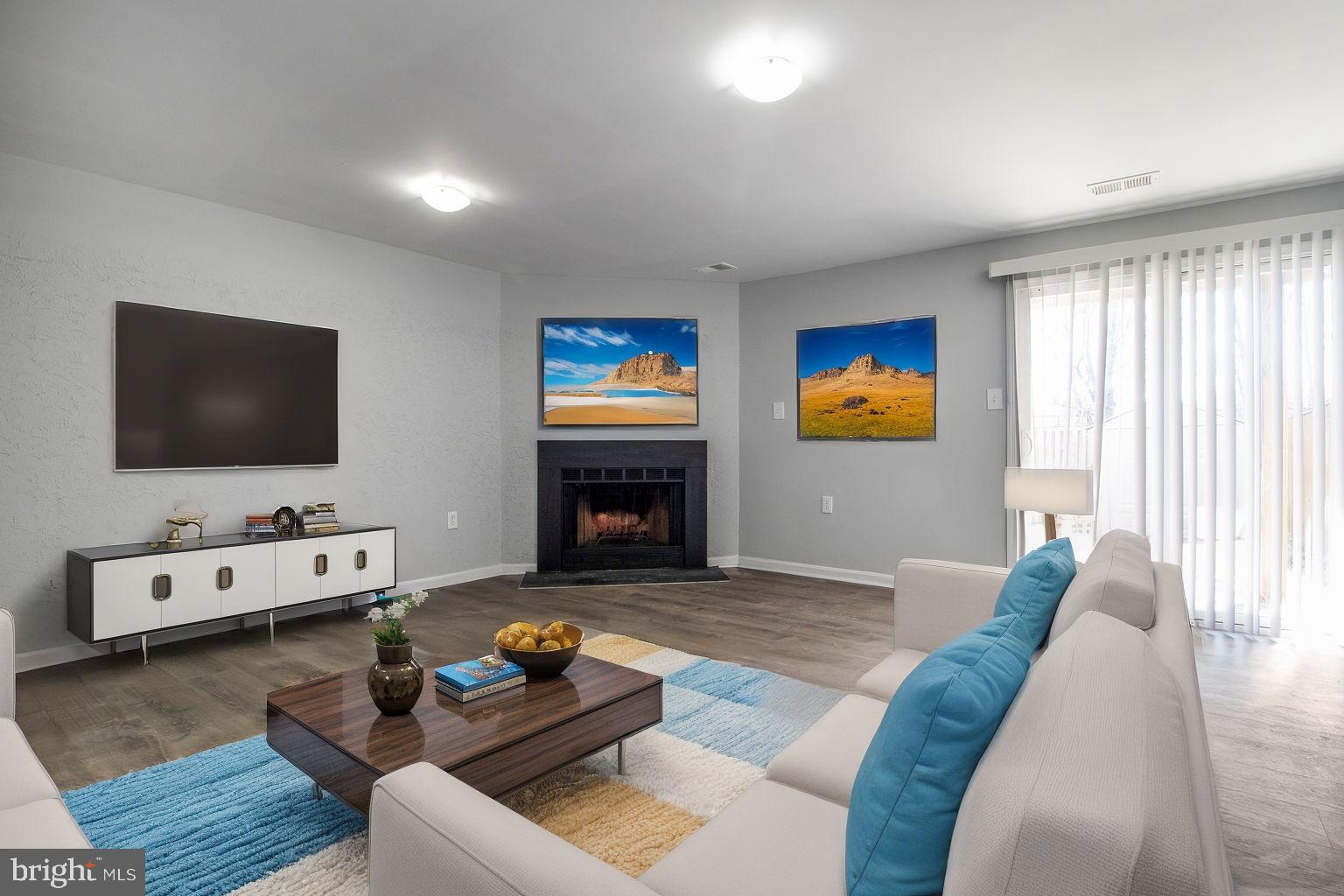 OAK VIEW VILLAGE - Residential