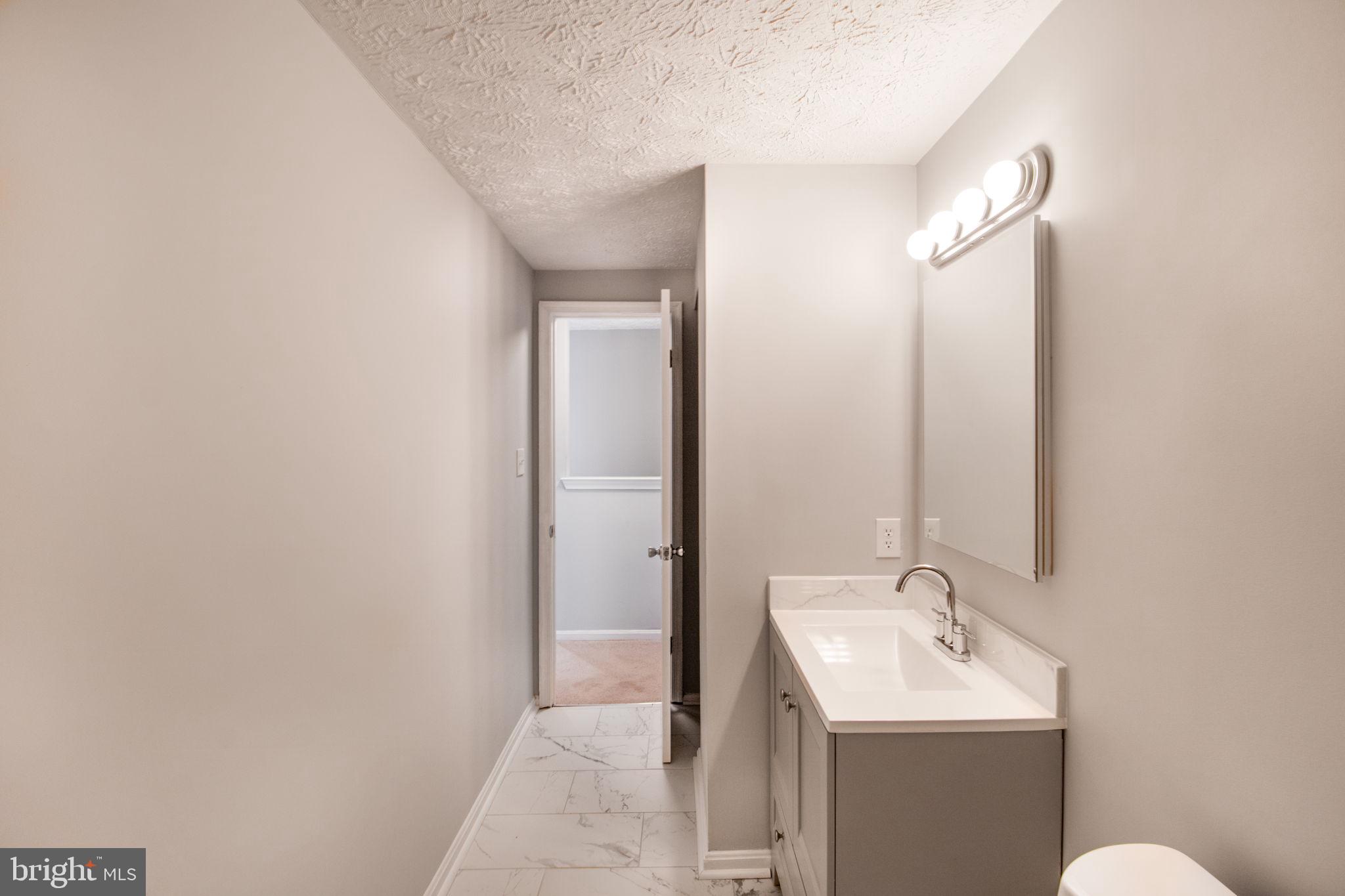 OAK VIEW VILLAGE - Residential