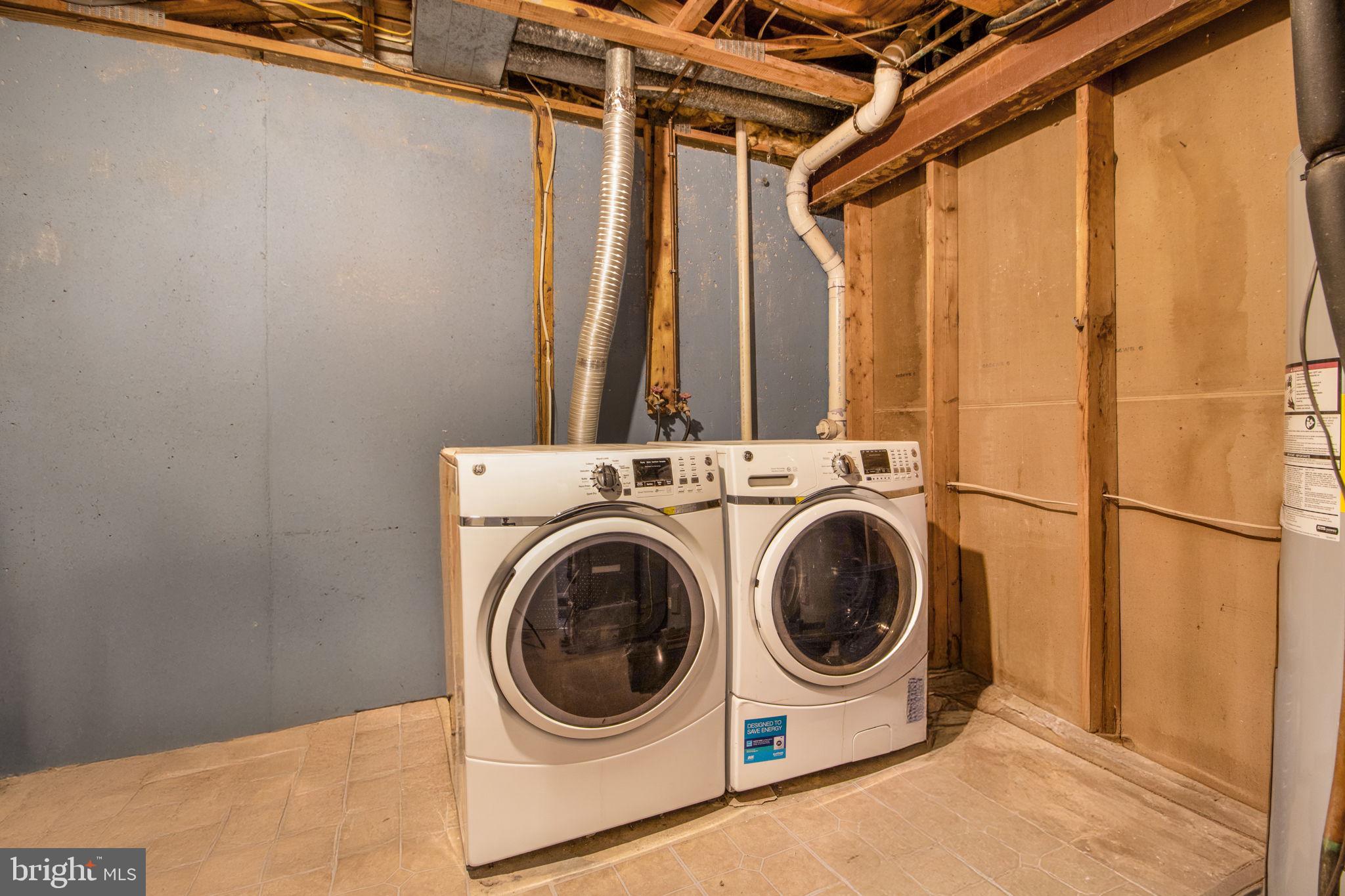 OAK VIEW VILLAGE - Residential