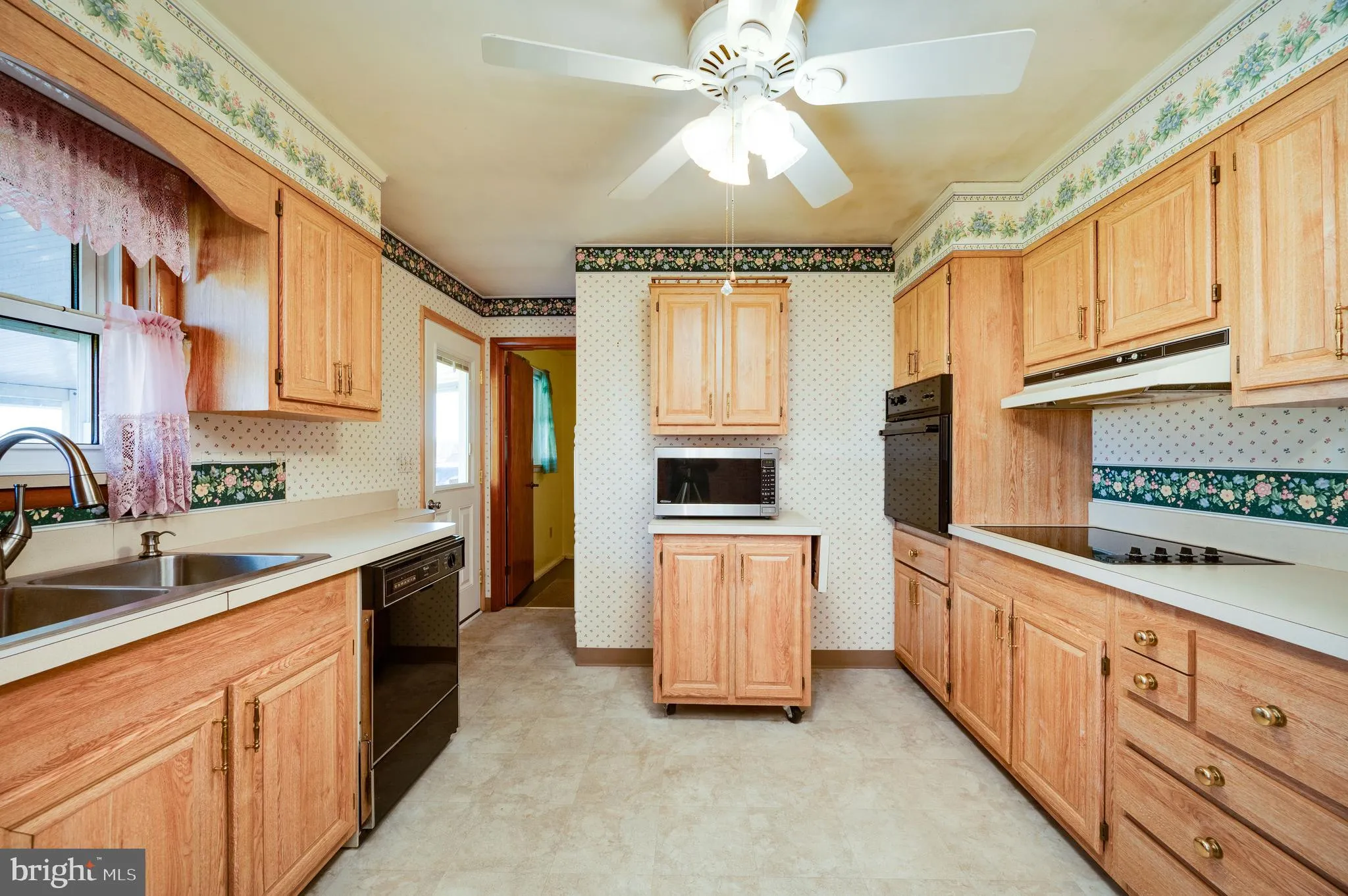 Kutztown, Pennsylvania 19530, United States, 3 Bedrooms Bedrooms, ,2 BathroomsBathrooms,Residential,Active,249937