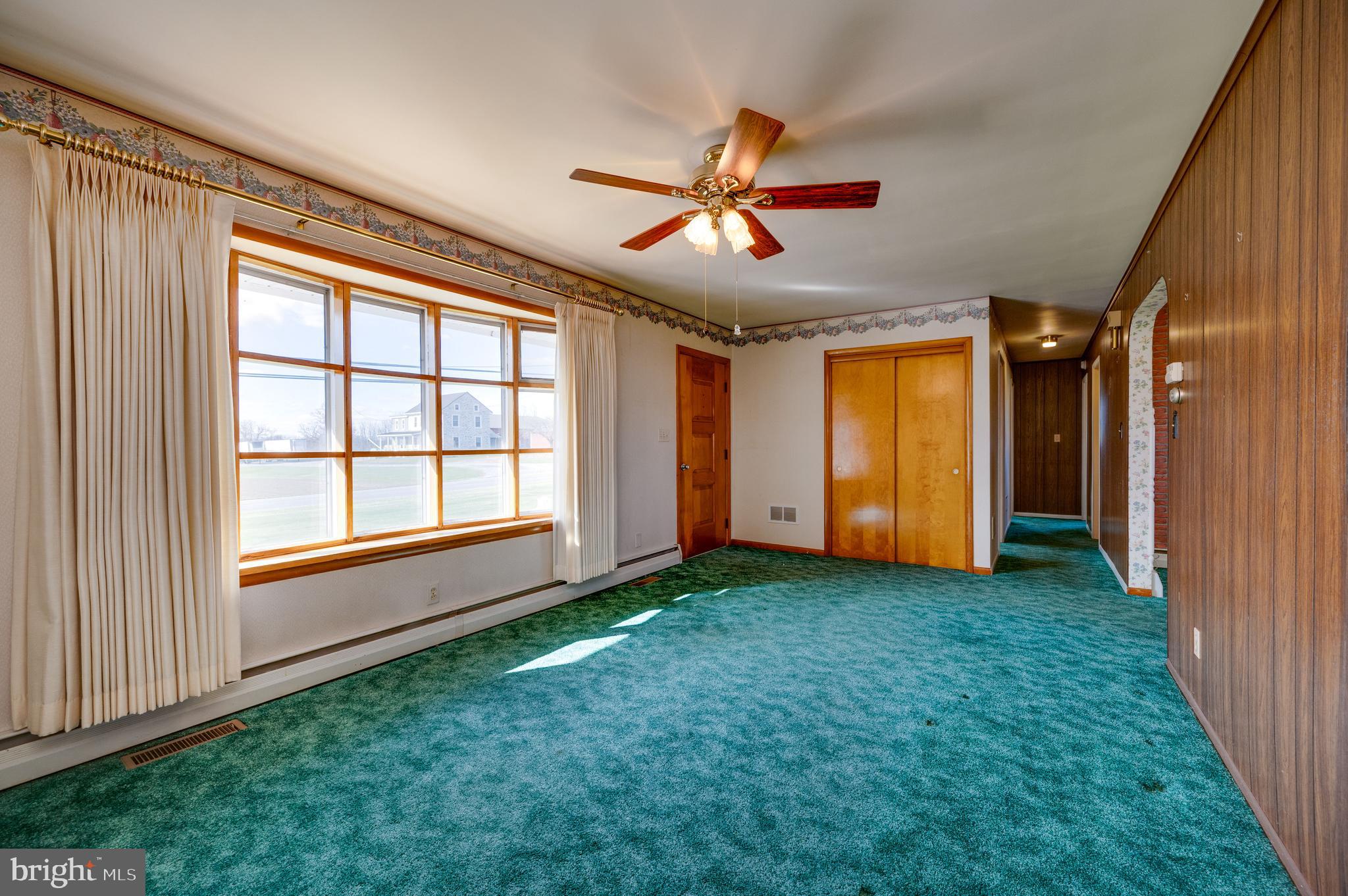 52 CRYSTAL CAVE ROAD