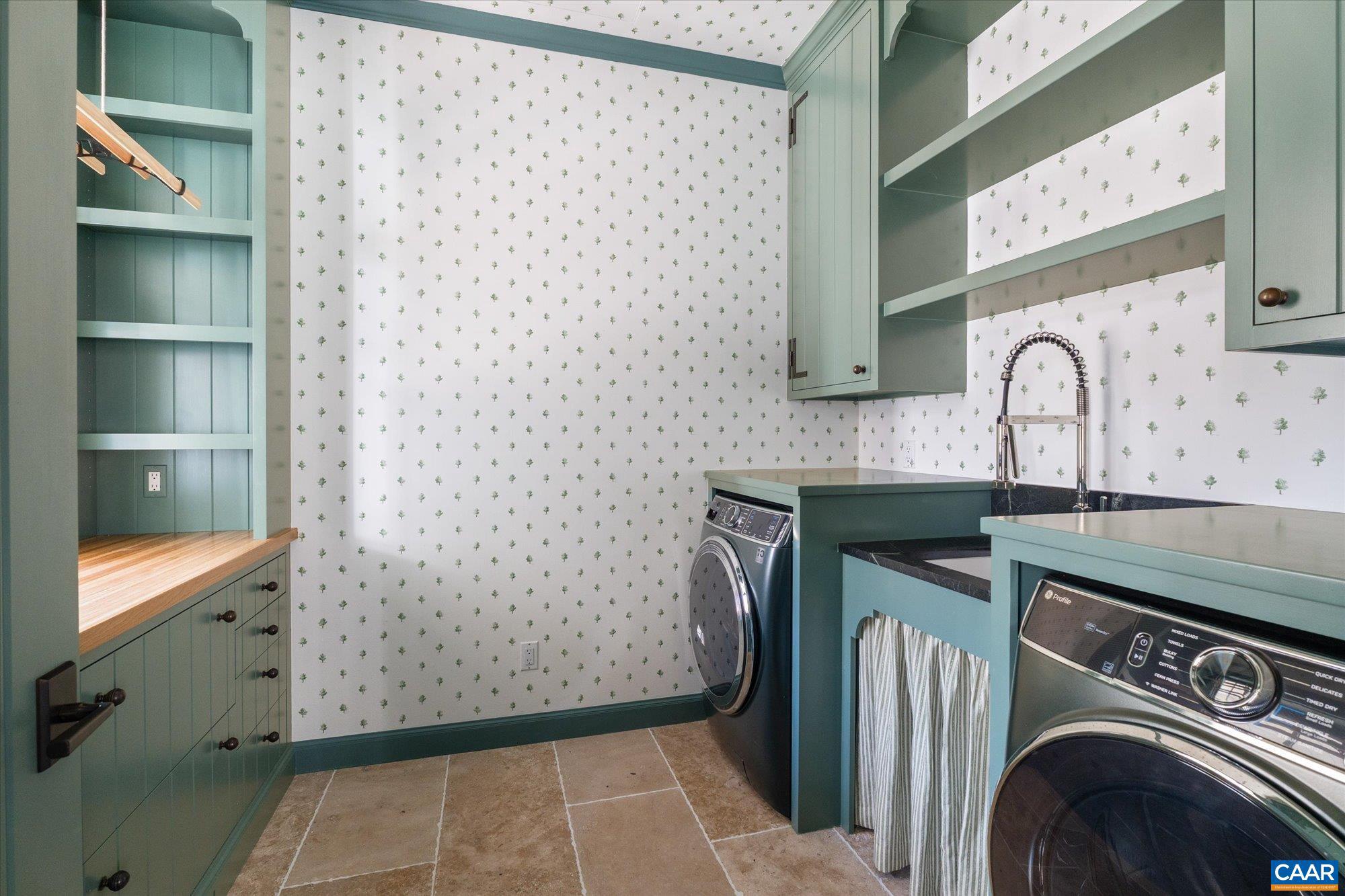 KESWICK ESTATE - Residential