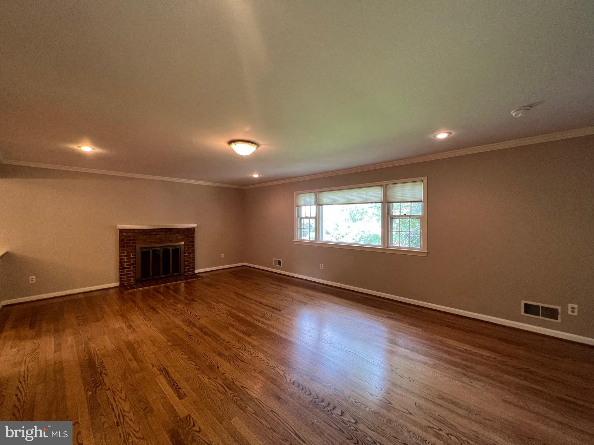 ALEXANDRIA - Residential Lease