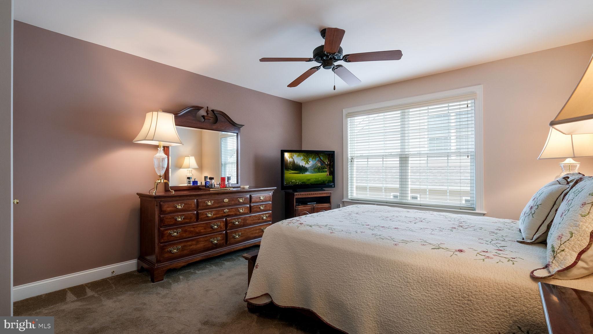 MEADOW GLEN - Residential