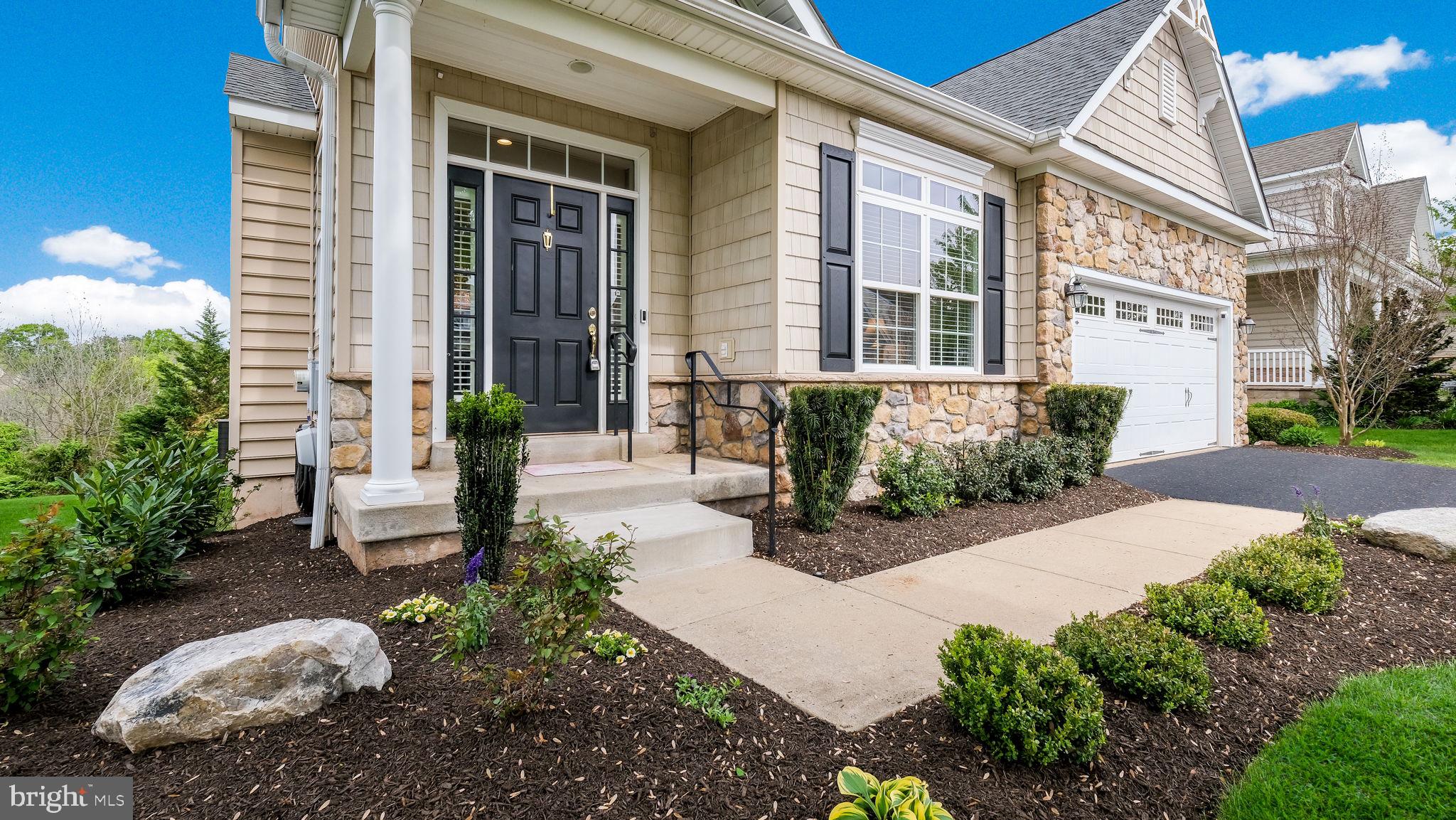 MEADOW GLEN - Residential