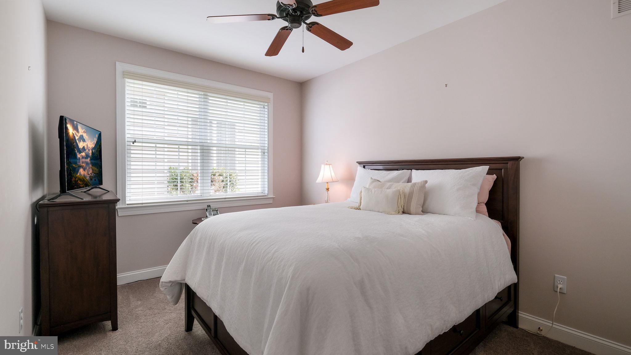 MEADOW GLEN - Residential