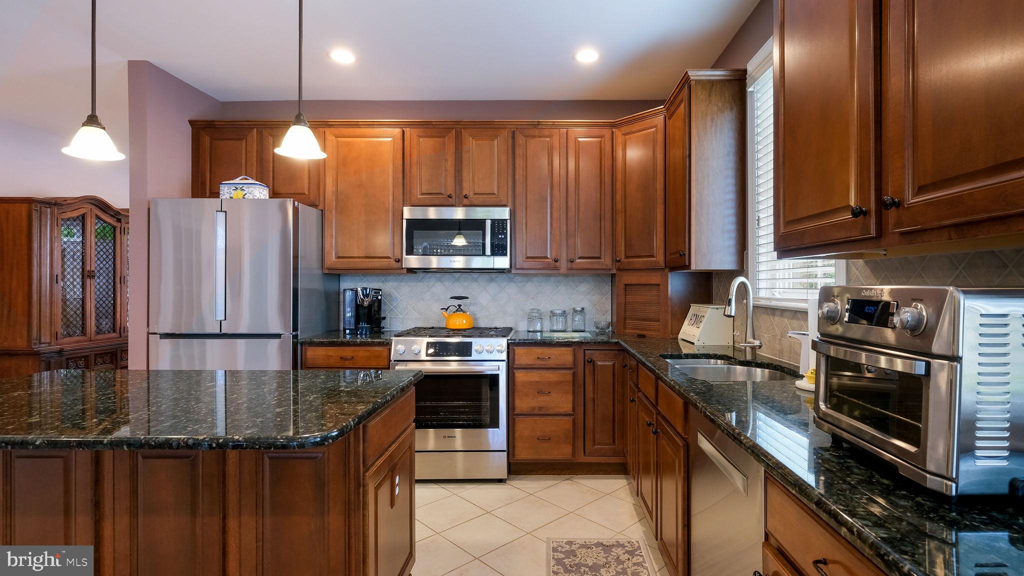MEADOW GLEN - Residential