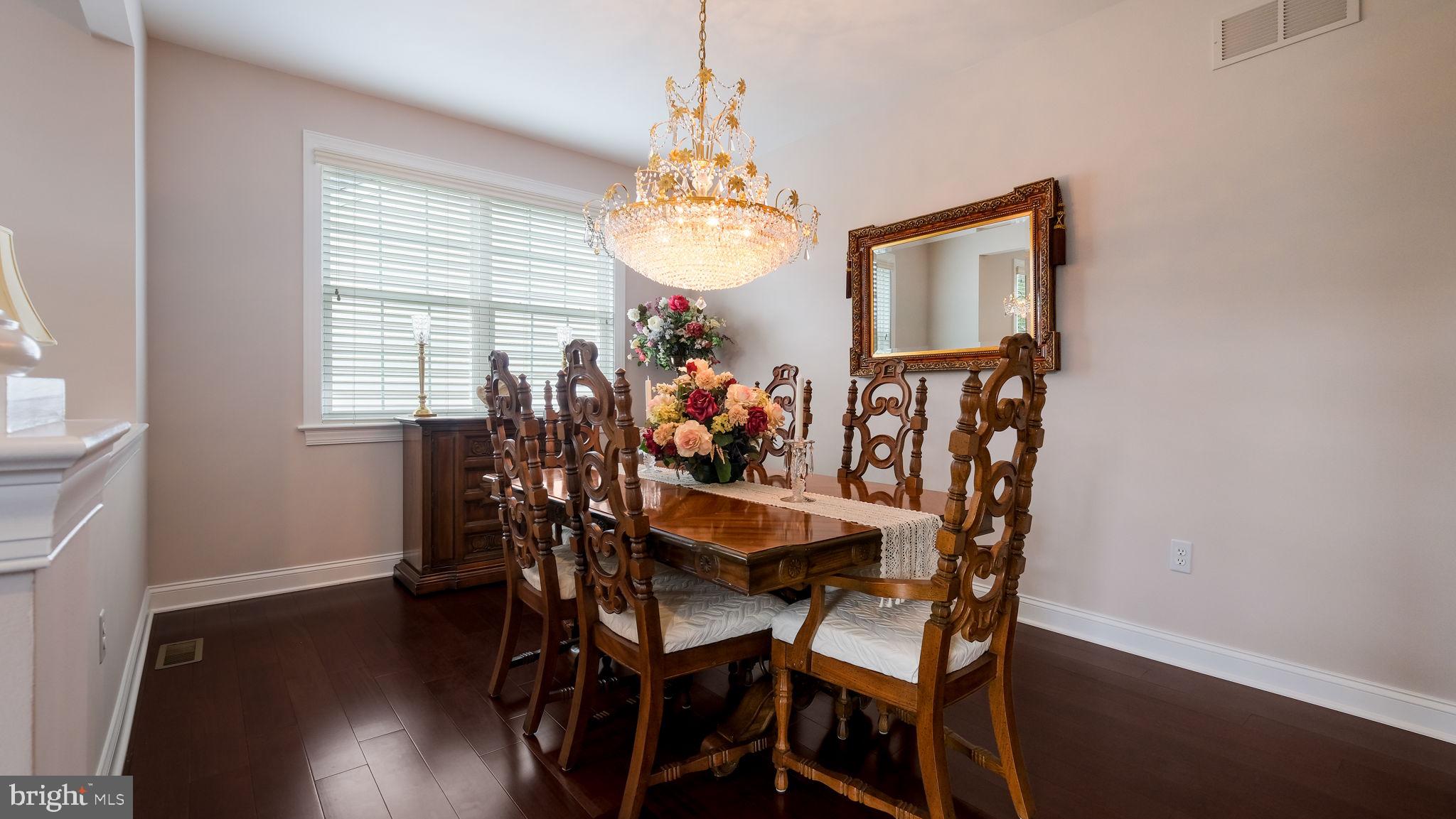 MEADOW GLEN - Residential