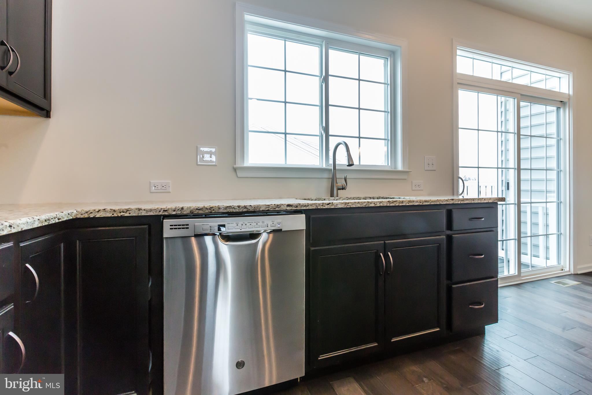 ENCLAVE AT RIDGEWOOD - Residential