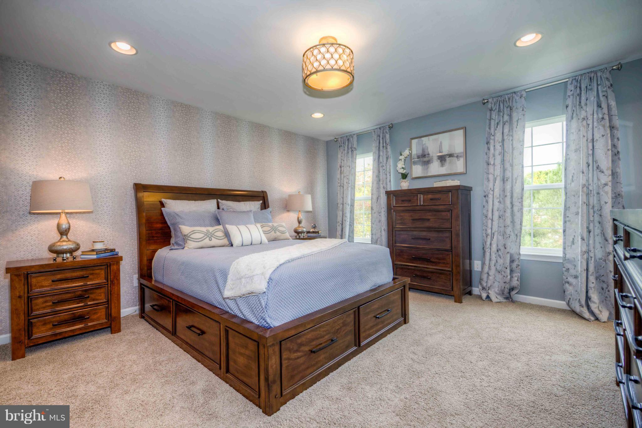 ENCLAVE AT RIDGEWOOD - Residential