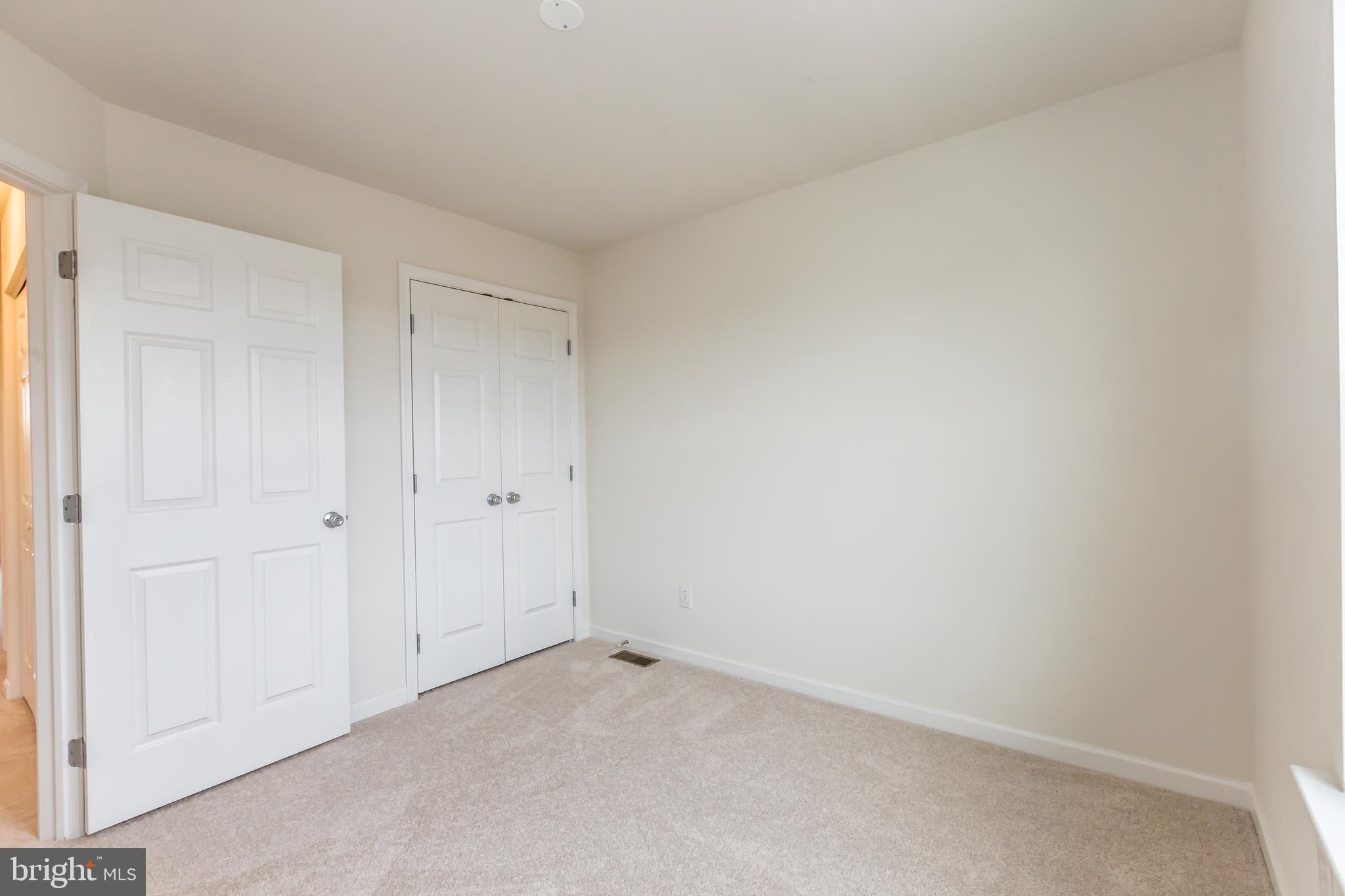 ENCLAVE AT RIDGEWOOD - Residential