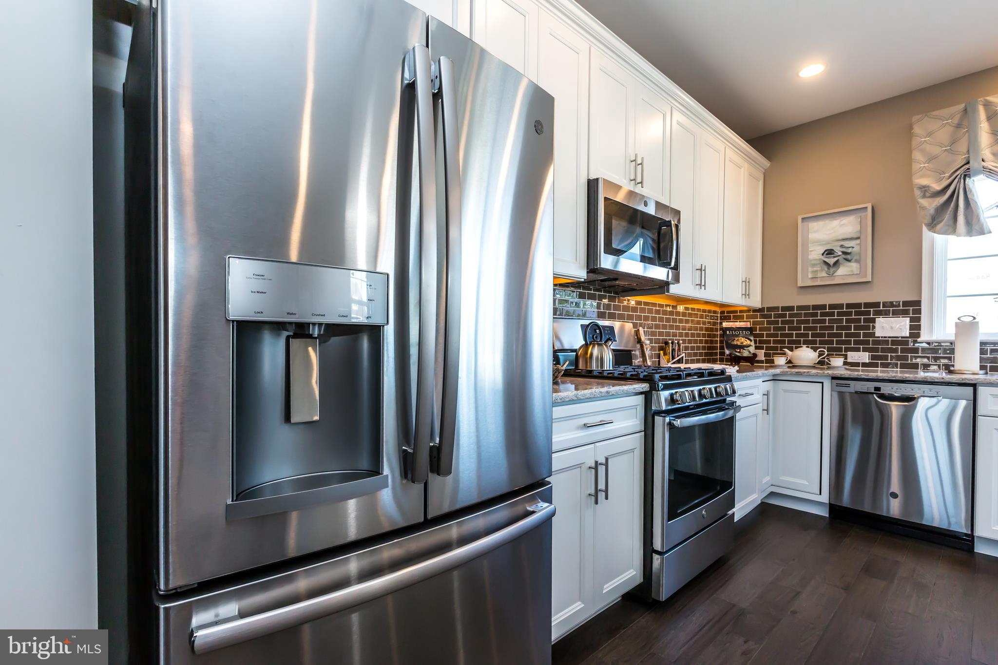ENCLAVE AT RIDGEWOOD - Residential
