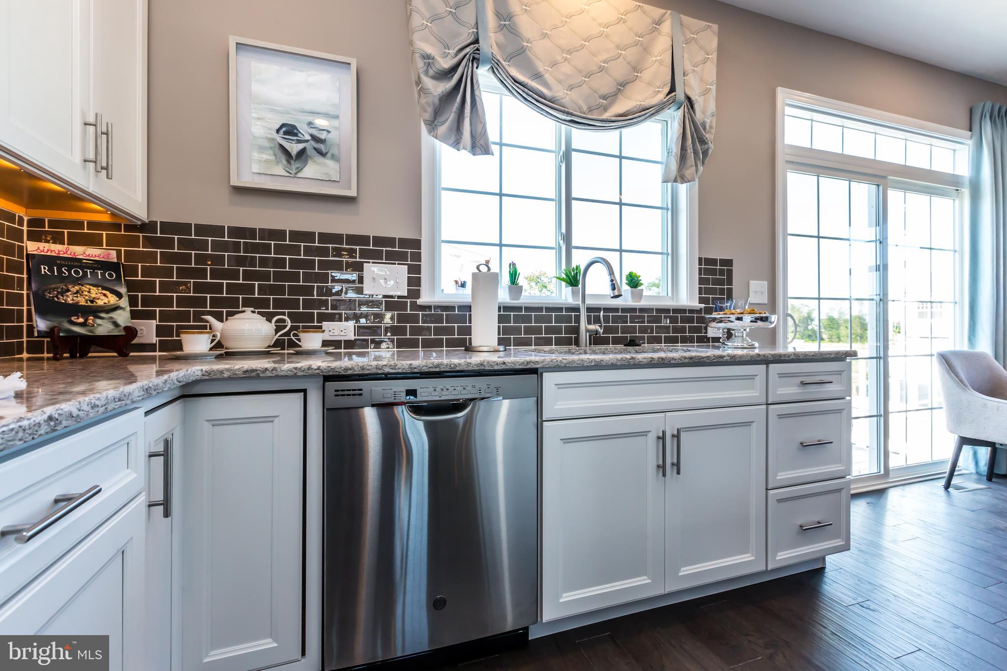 ENCLAVE AT RIDGEWOOD - Residential