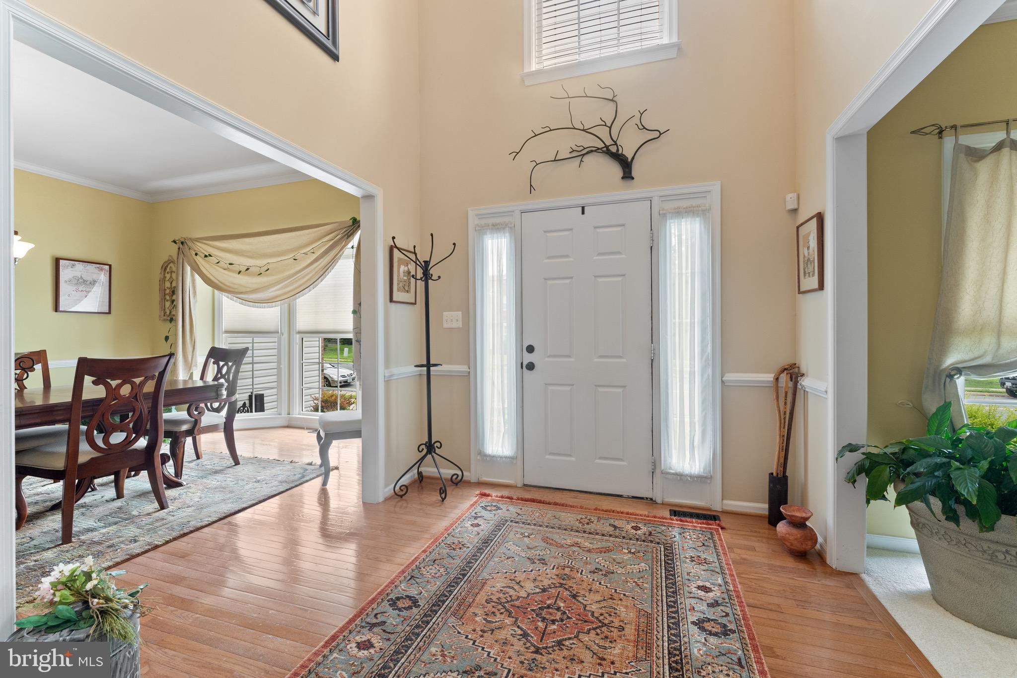 10310 LEES CROSSING LANE