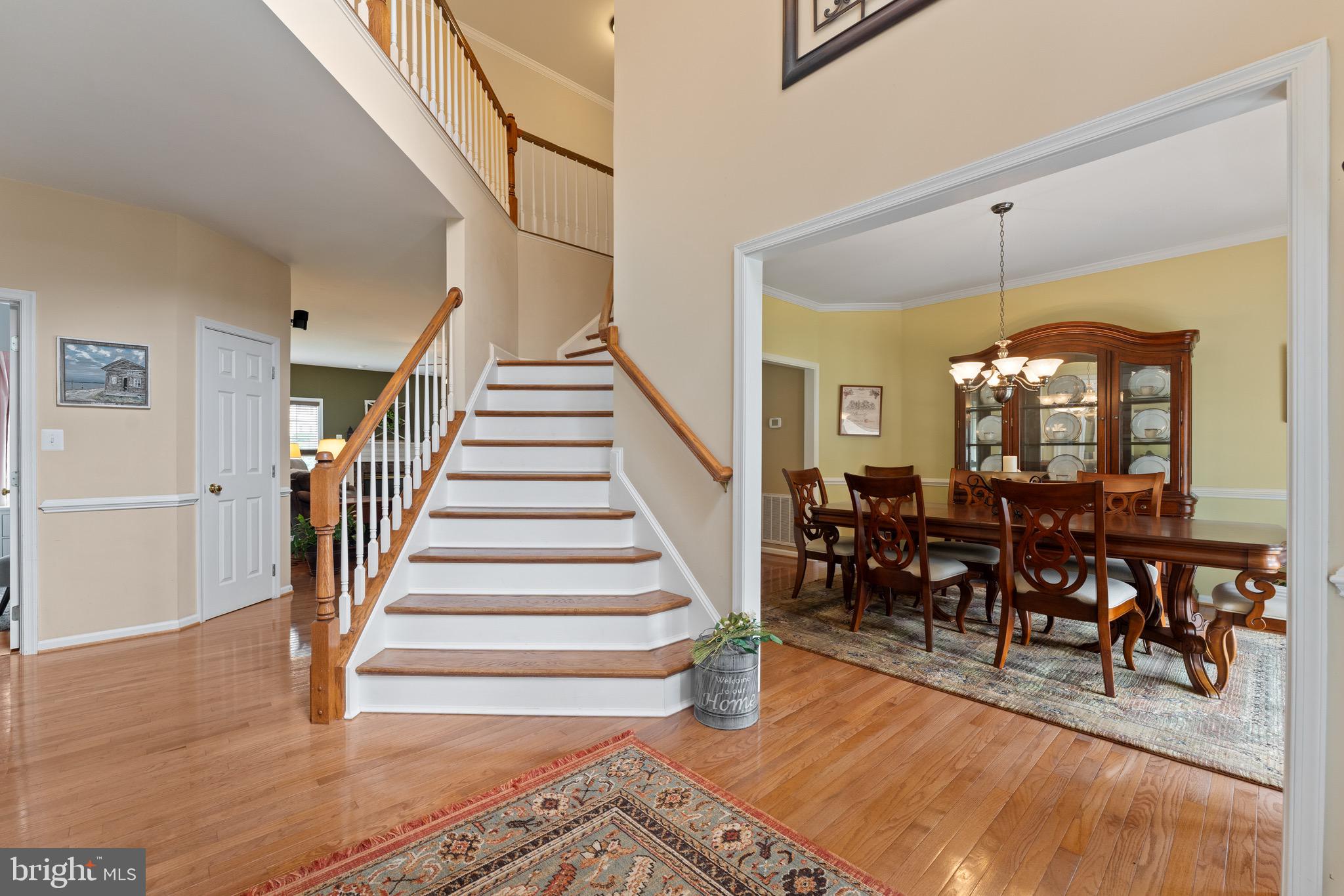 10310 LEES CROSSING LANE