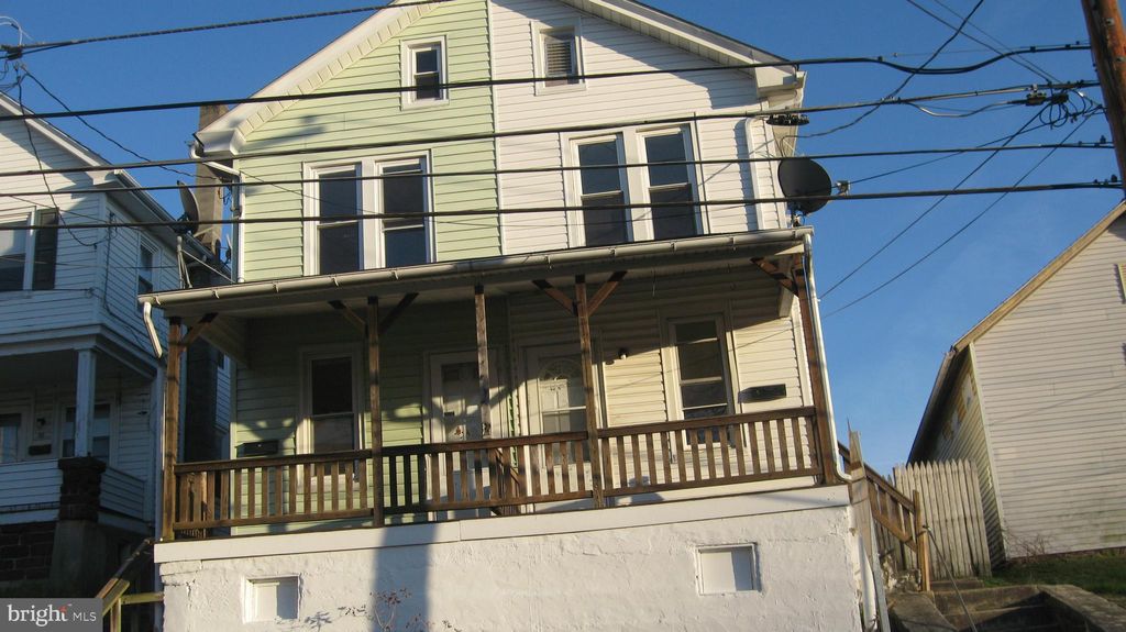 Photo of 40 S MAPLE ST, EPHRATA, PA 17522 (MLS # PALA2031914)