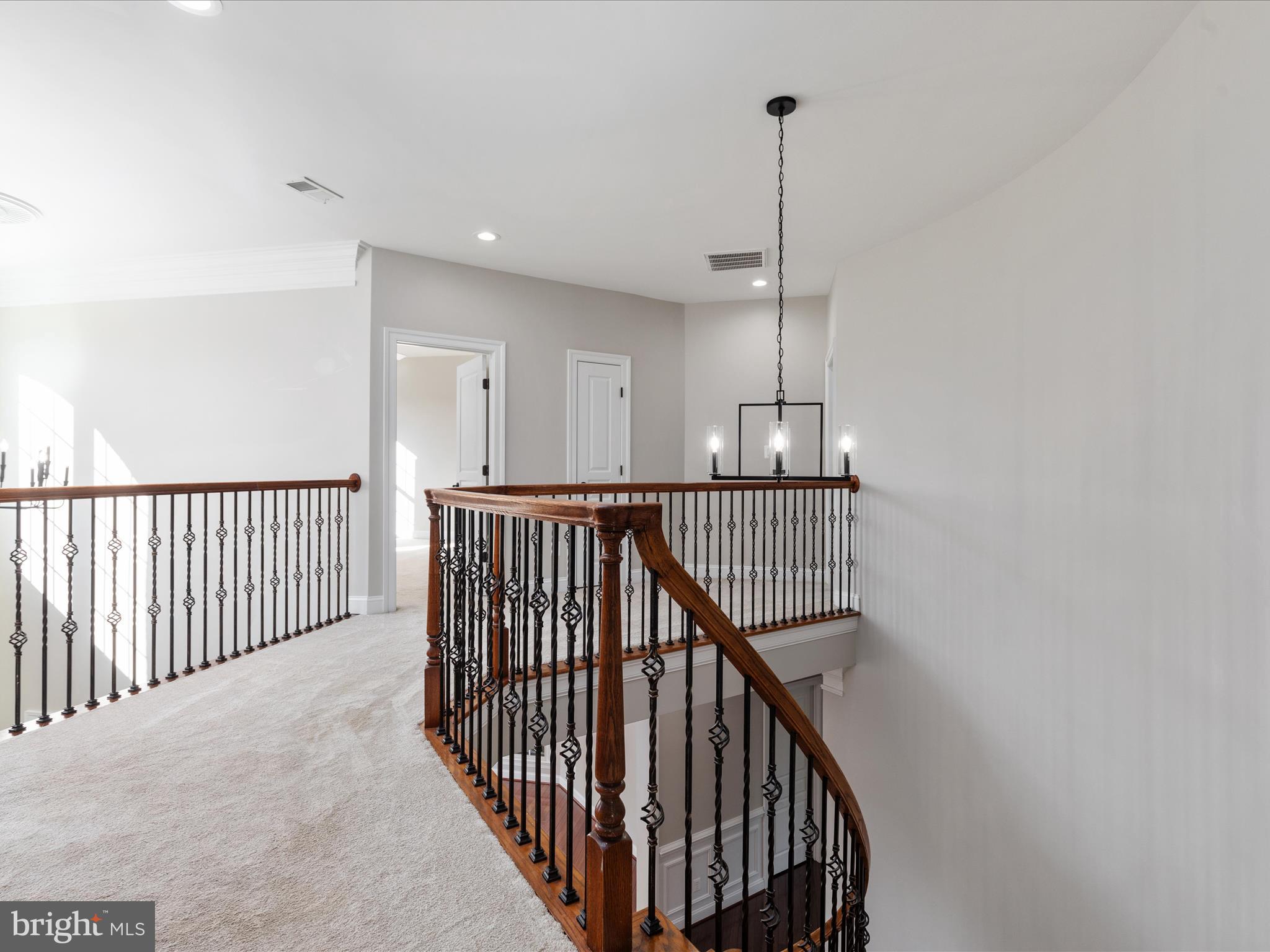 LANSDOWNE ON THE POTOMAC - Residential