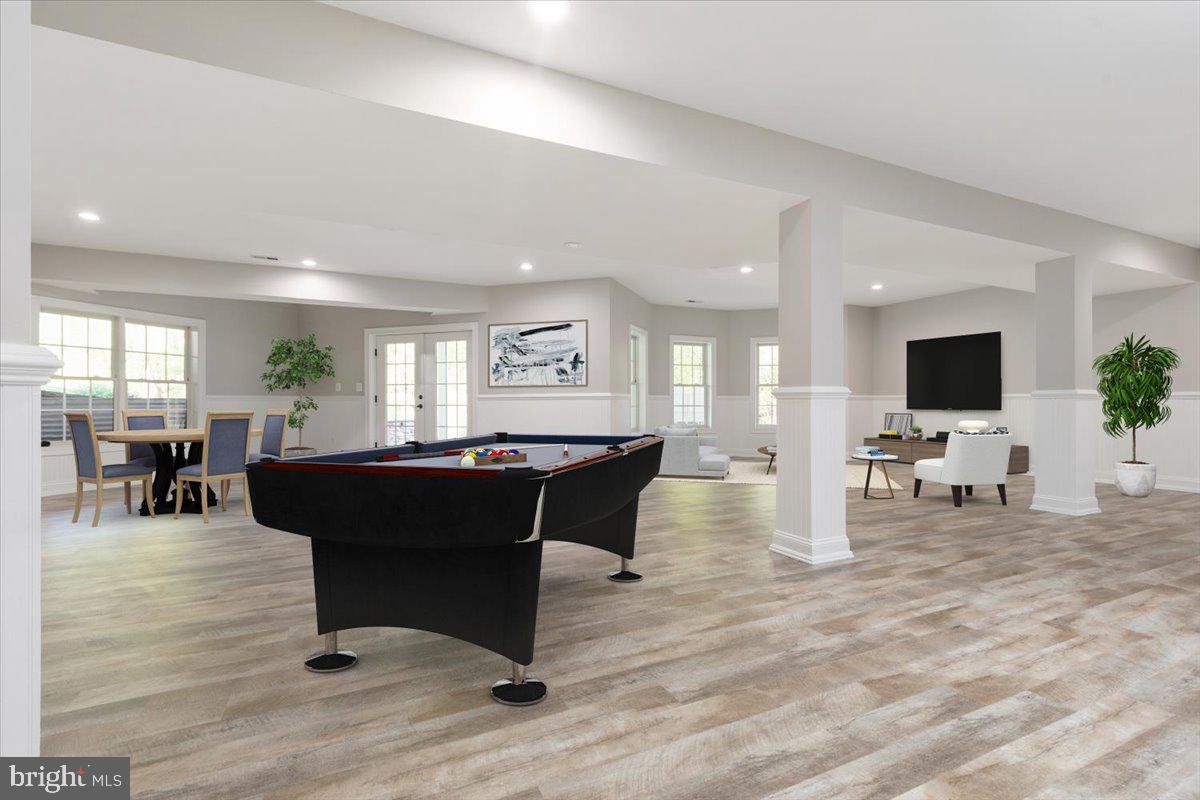 LANSDOWNE ON THE POTOMAC - Residential