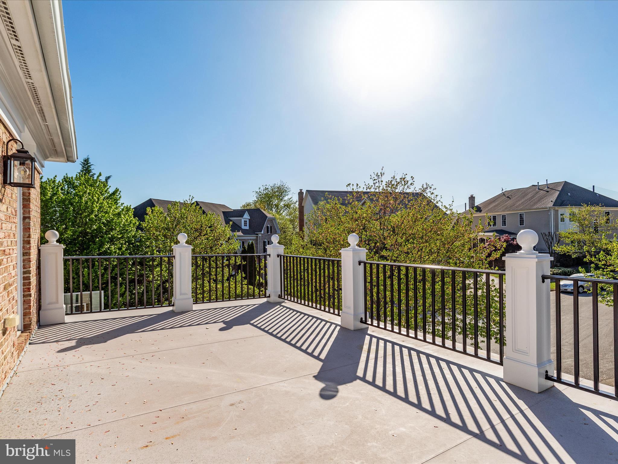 LANSDOWNE ON THE POTOMAC - Residential