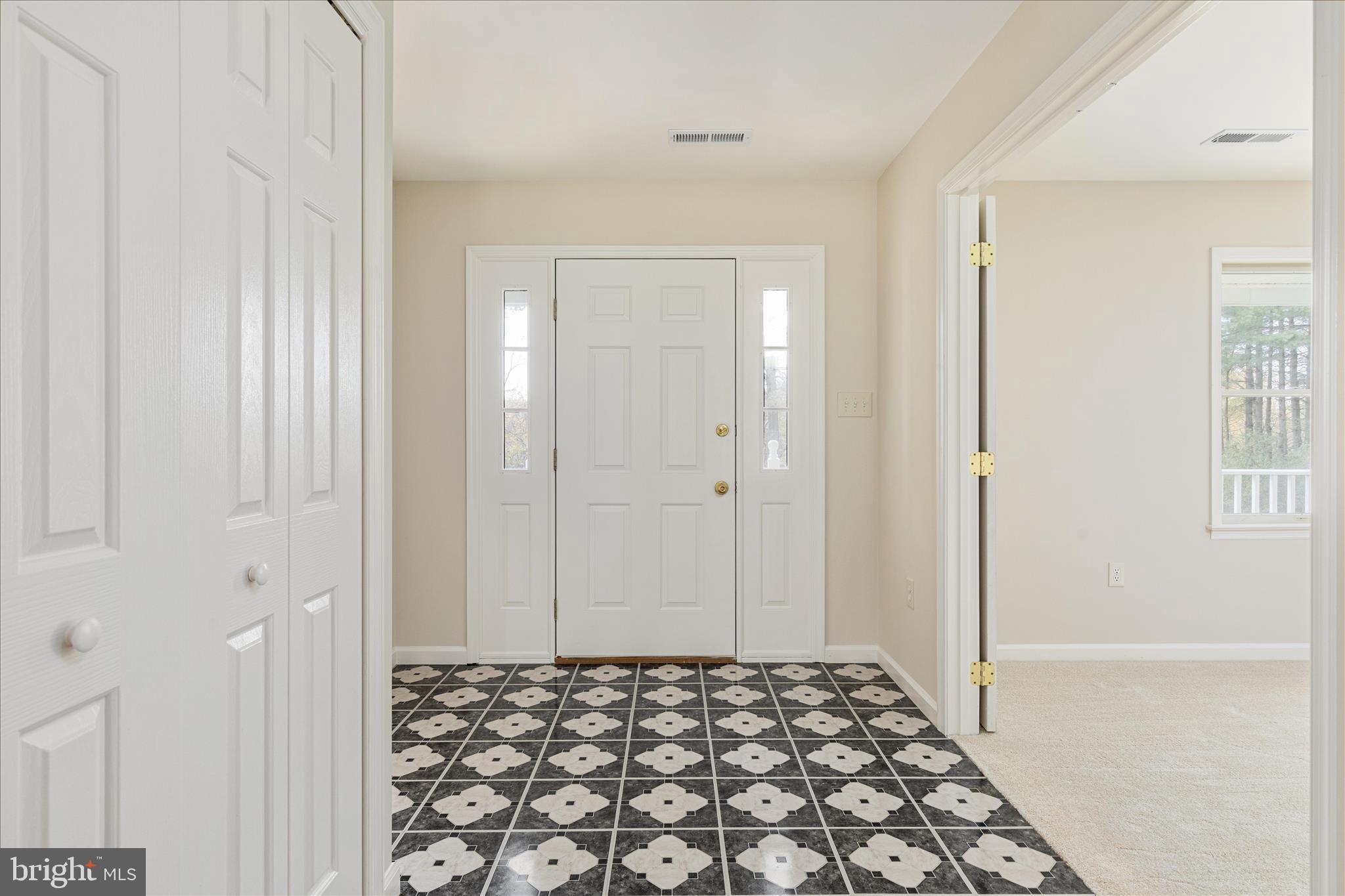 RUSSELL - Residential