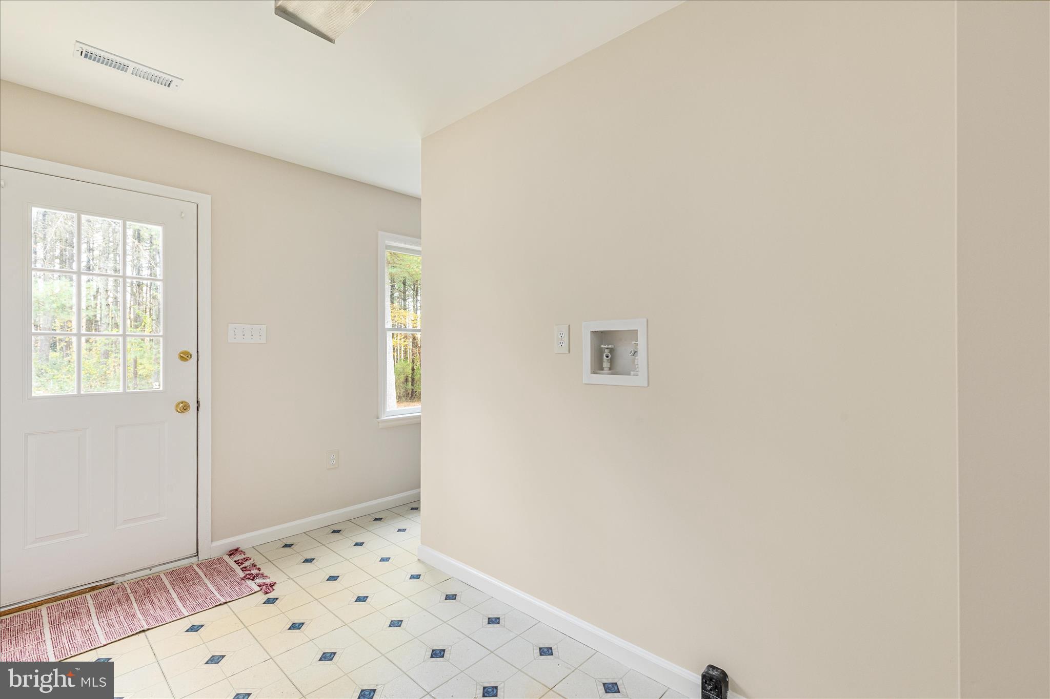 RUSSELL - Residential