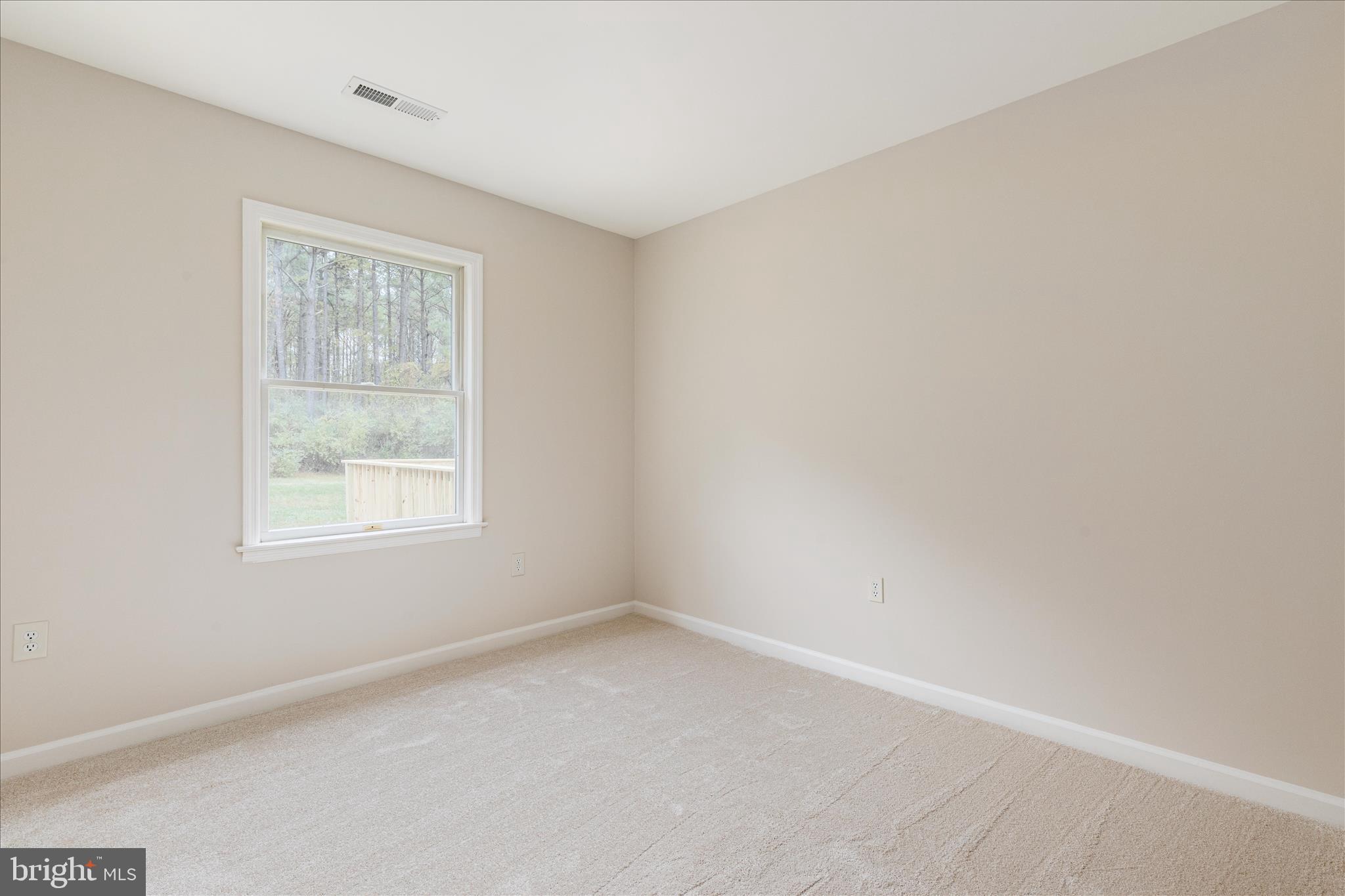 RUSSELL - Residential