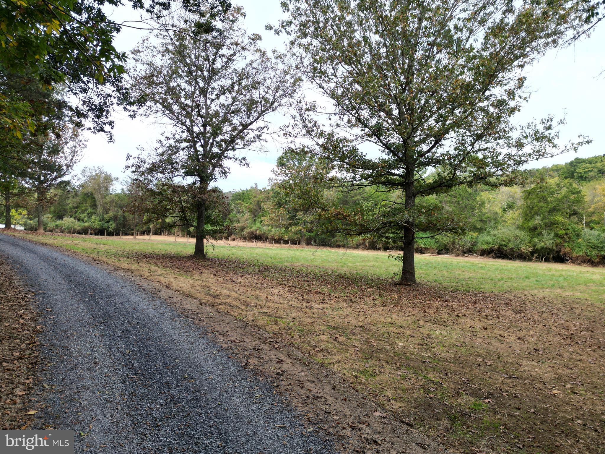 RUSSELL - Residential