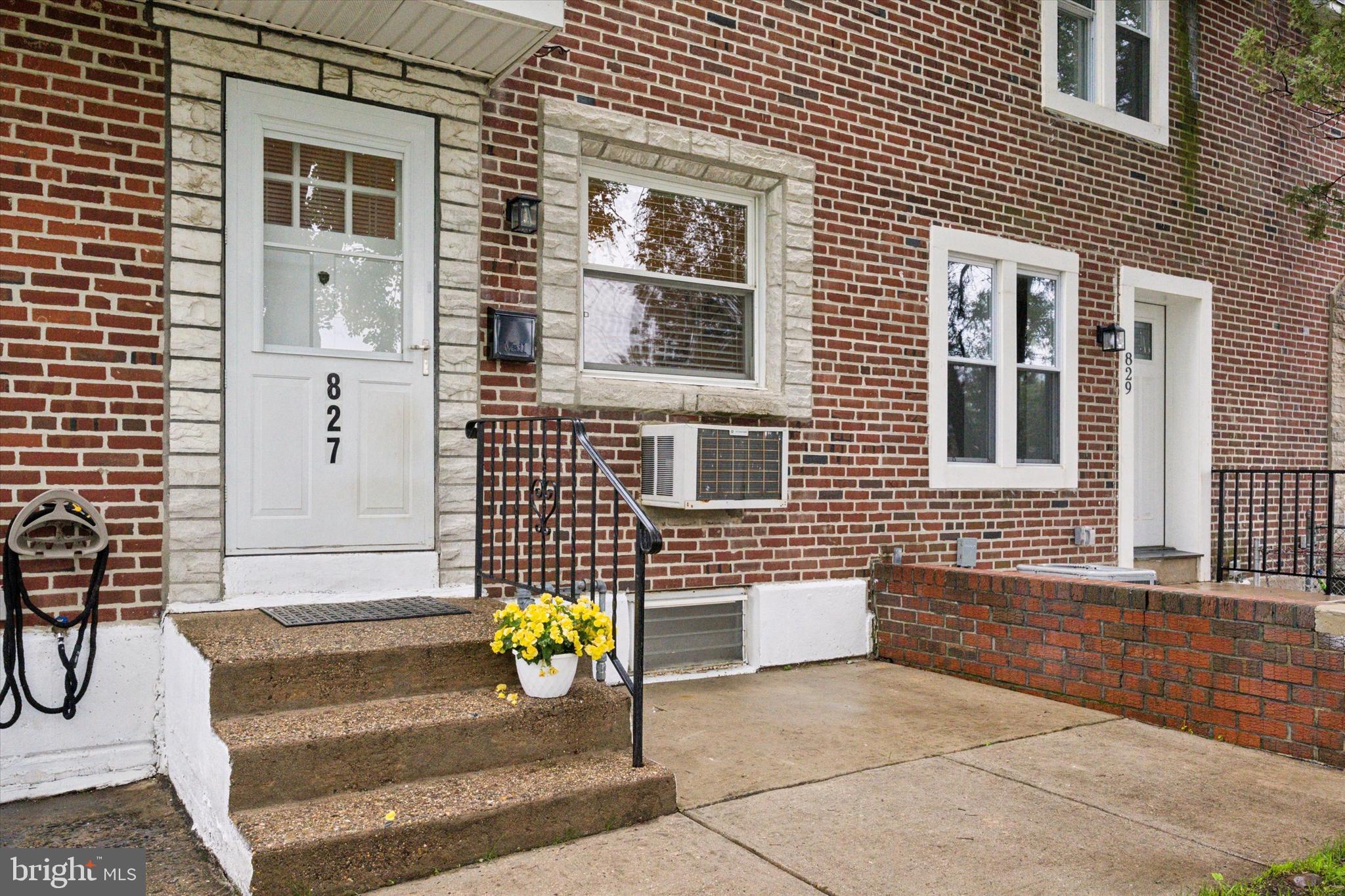 827 GRANT ROAD