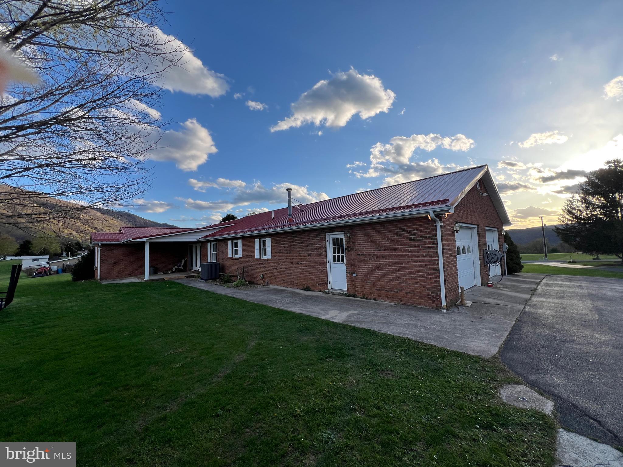 POTOMAC VALLEY VIEW - Residential