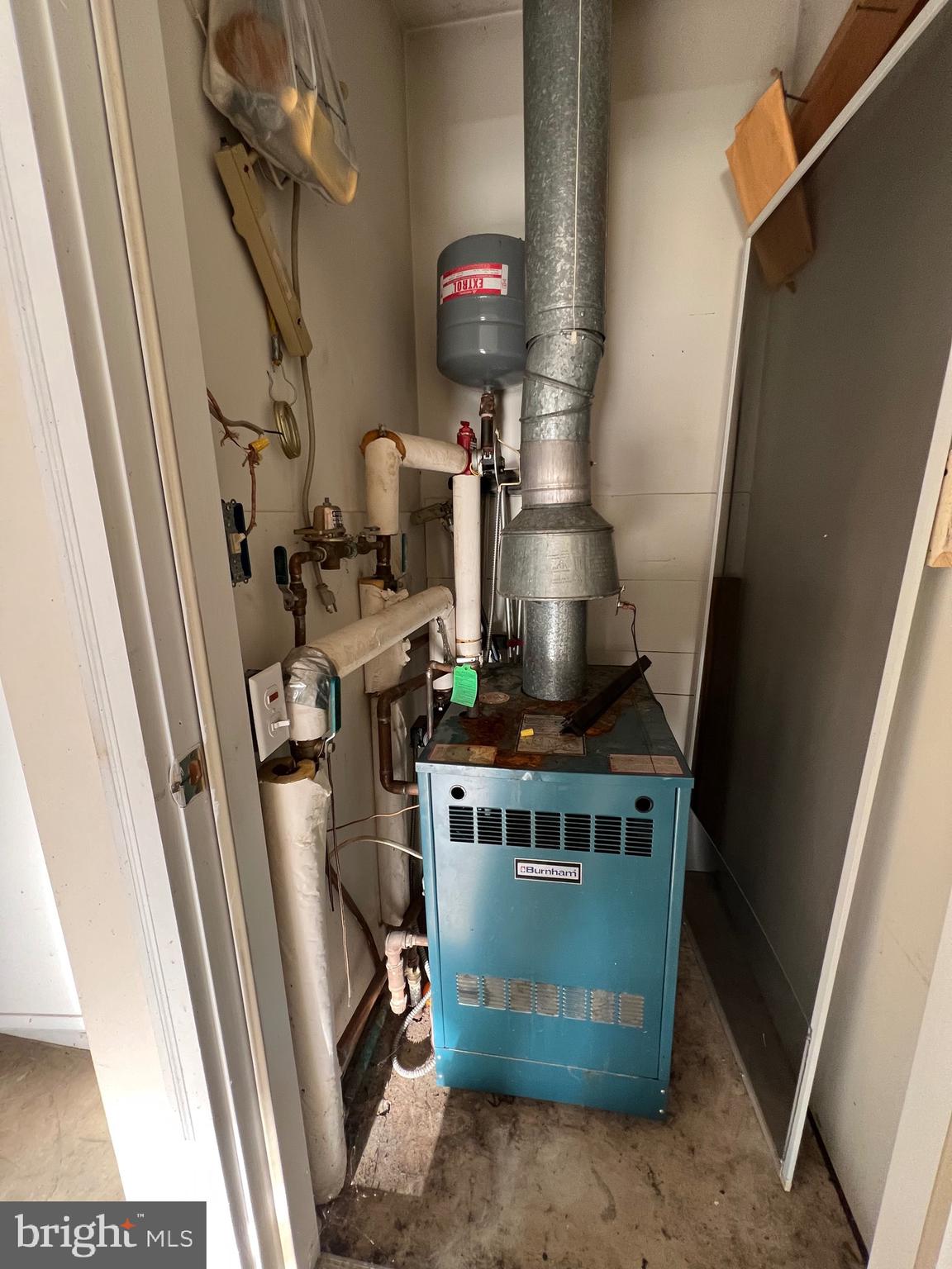 POTOMAC VALLEY VIEW - Residential